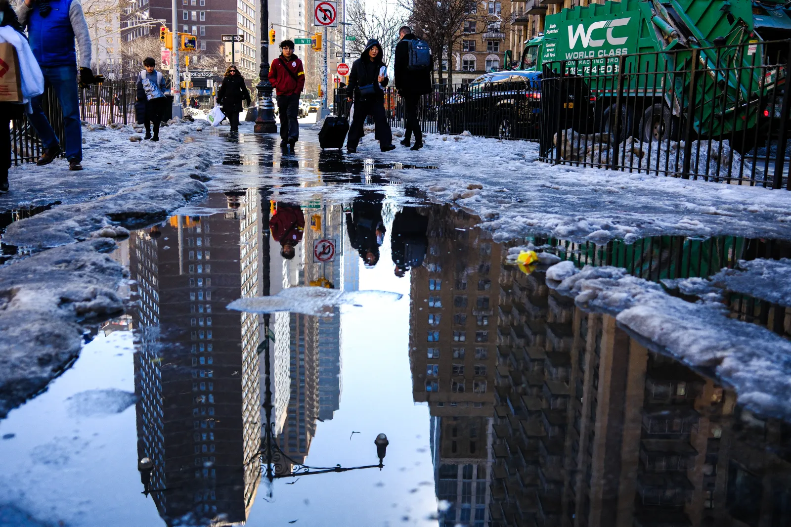 Winter Storm Warning In 11 States, 15 Inches of Snow To Hit: 'Hazardous ...
