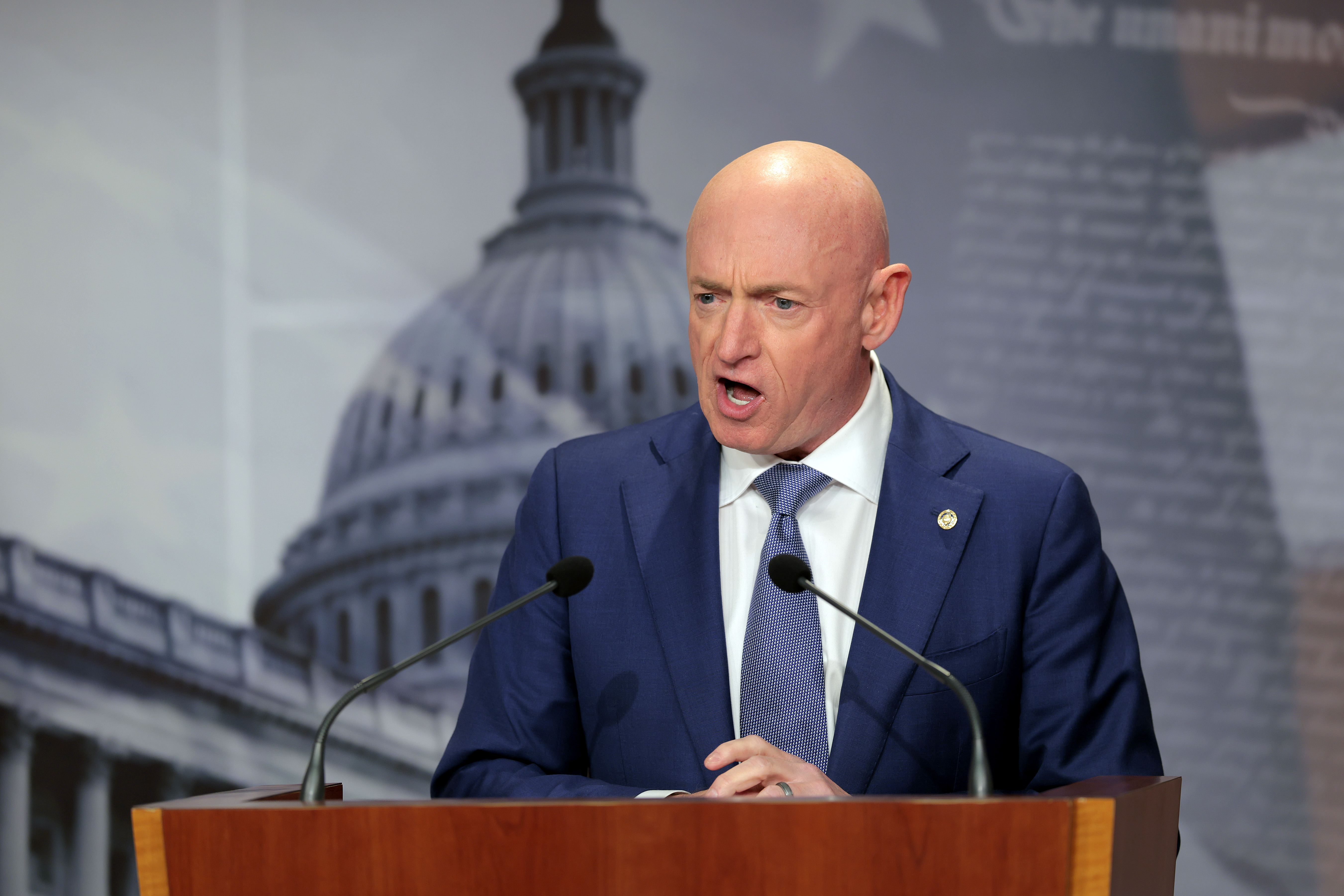 GOP-Appointed Judge Gives Mark Kelly Major Legal Win Over Pete Hegseth