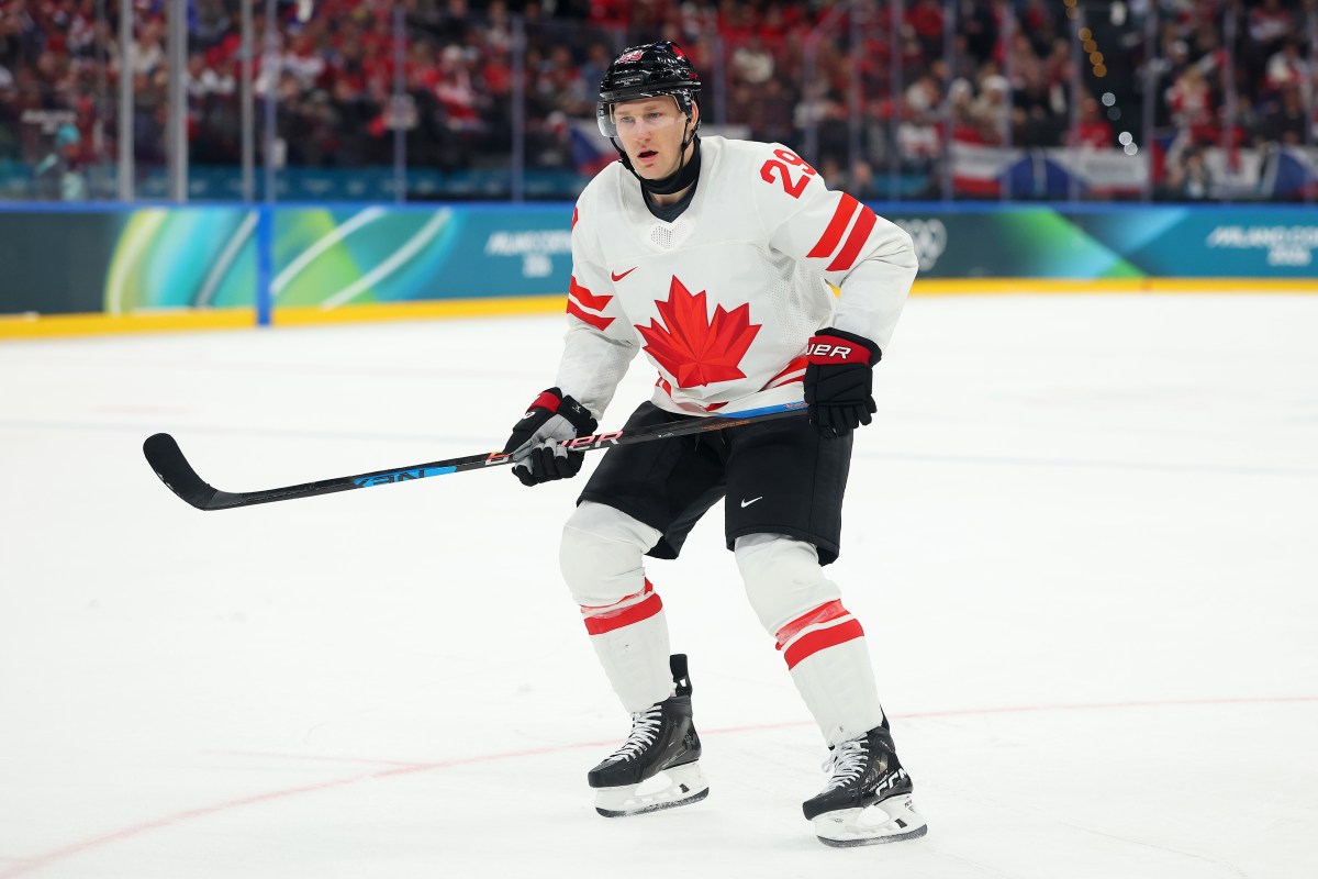 Nathan MacKinnon takes subtle shot at officials in interview