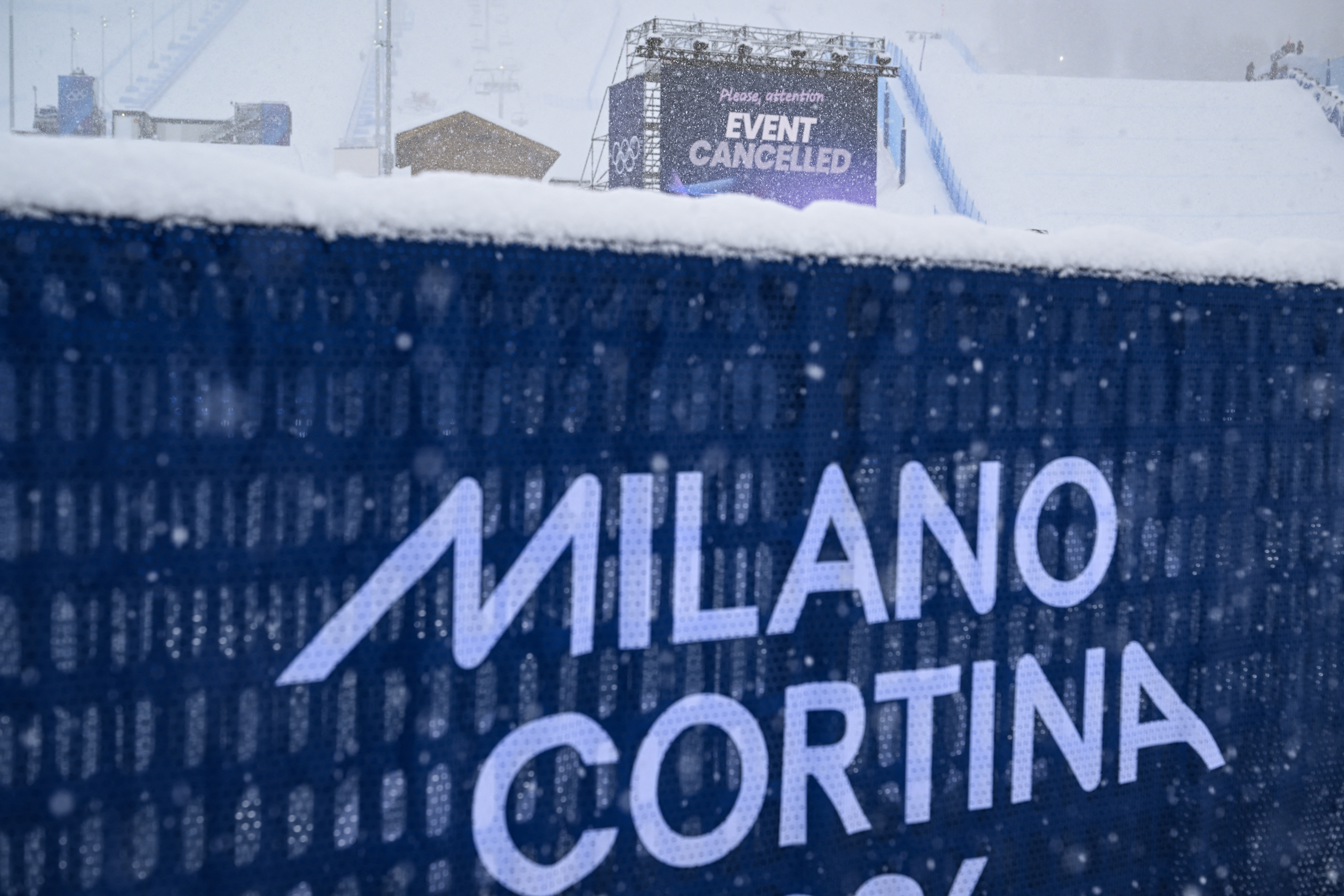 Women's Snowboard Slopestyle Postponed - Here's the New Date, Start Time