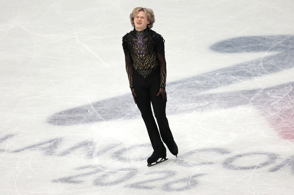 Locutor olímpico enfrenta reação negativa aos comentários de Ilia Malinin