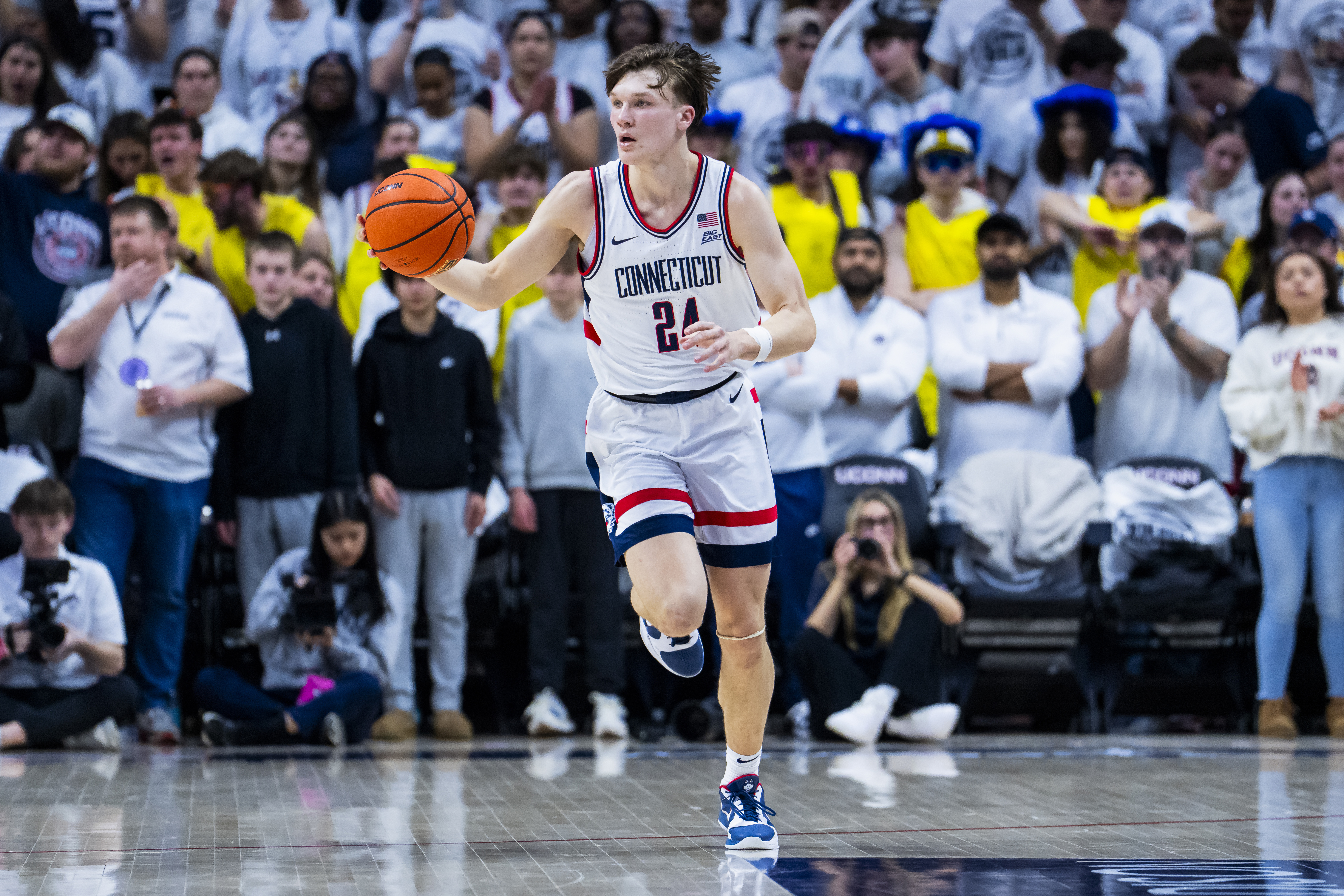 UConn Huskies Announce Major Braylon Mullin News Before St. John’s Clash