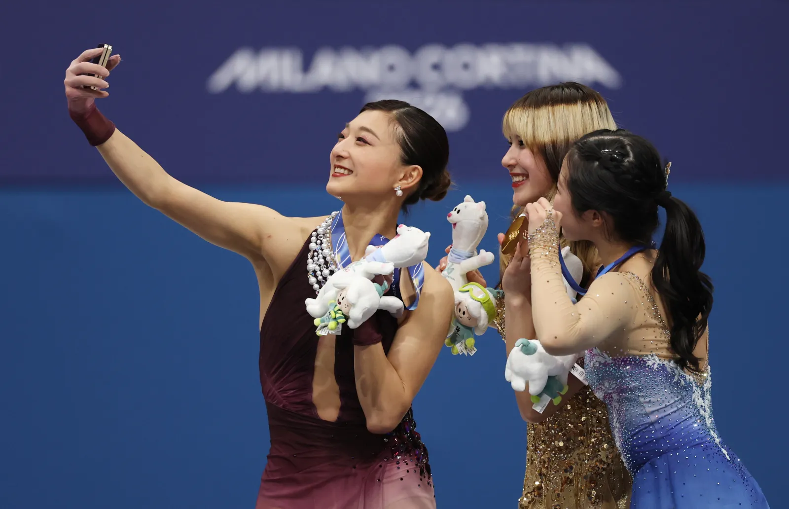 Amber Glenn Blocks Cameras From Filming Crying Olympian