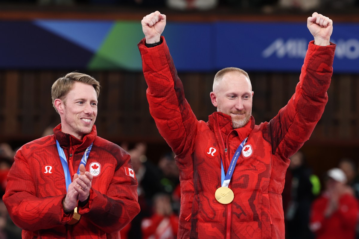 Canadá é criticado por mensagem depois que escândalo de trapaça termina com medalha de ouro