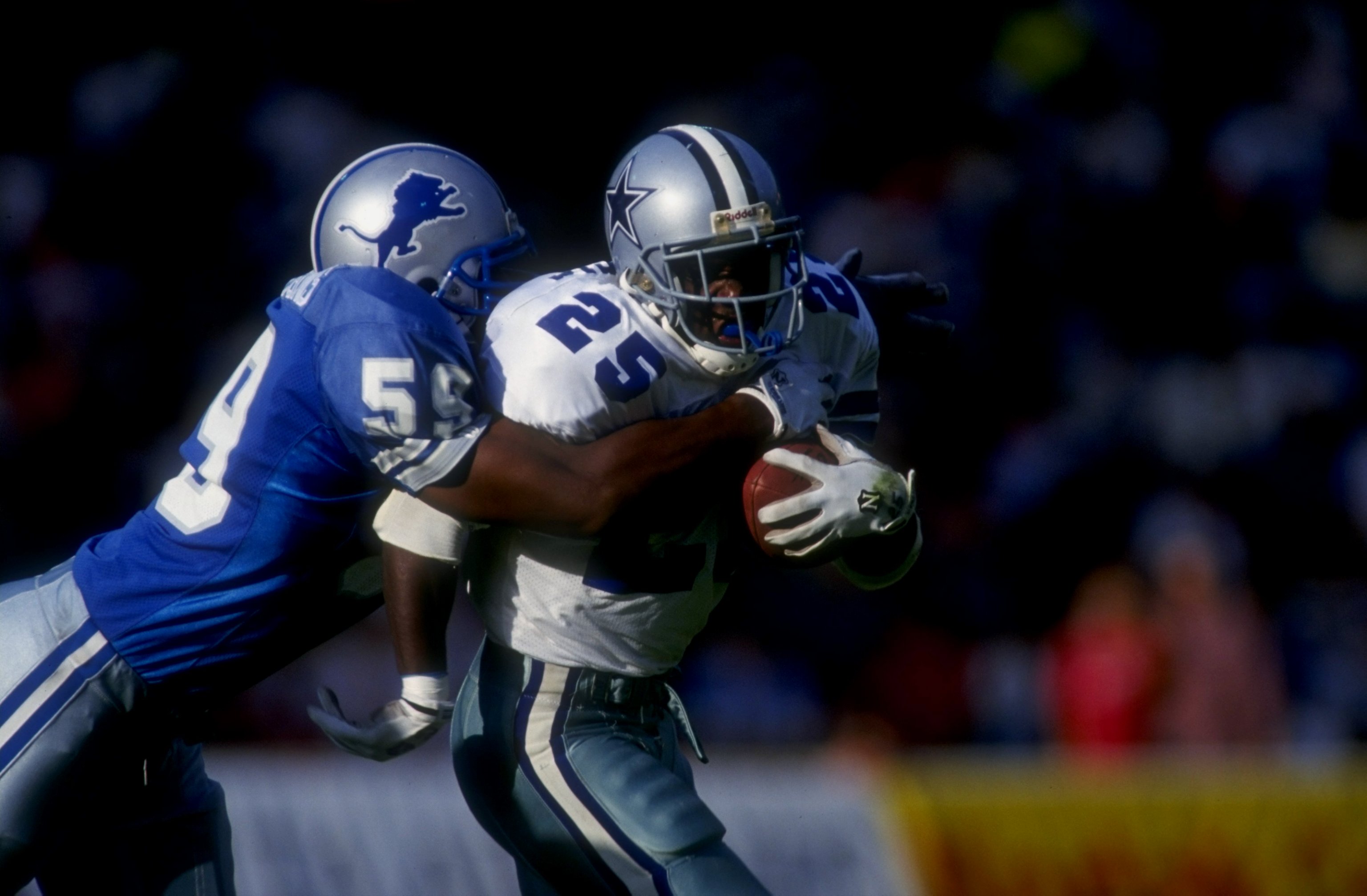 Feared Pass Rusher, 10-Year NFL Veteran, Dies at 56