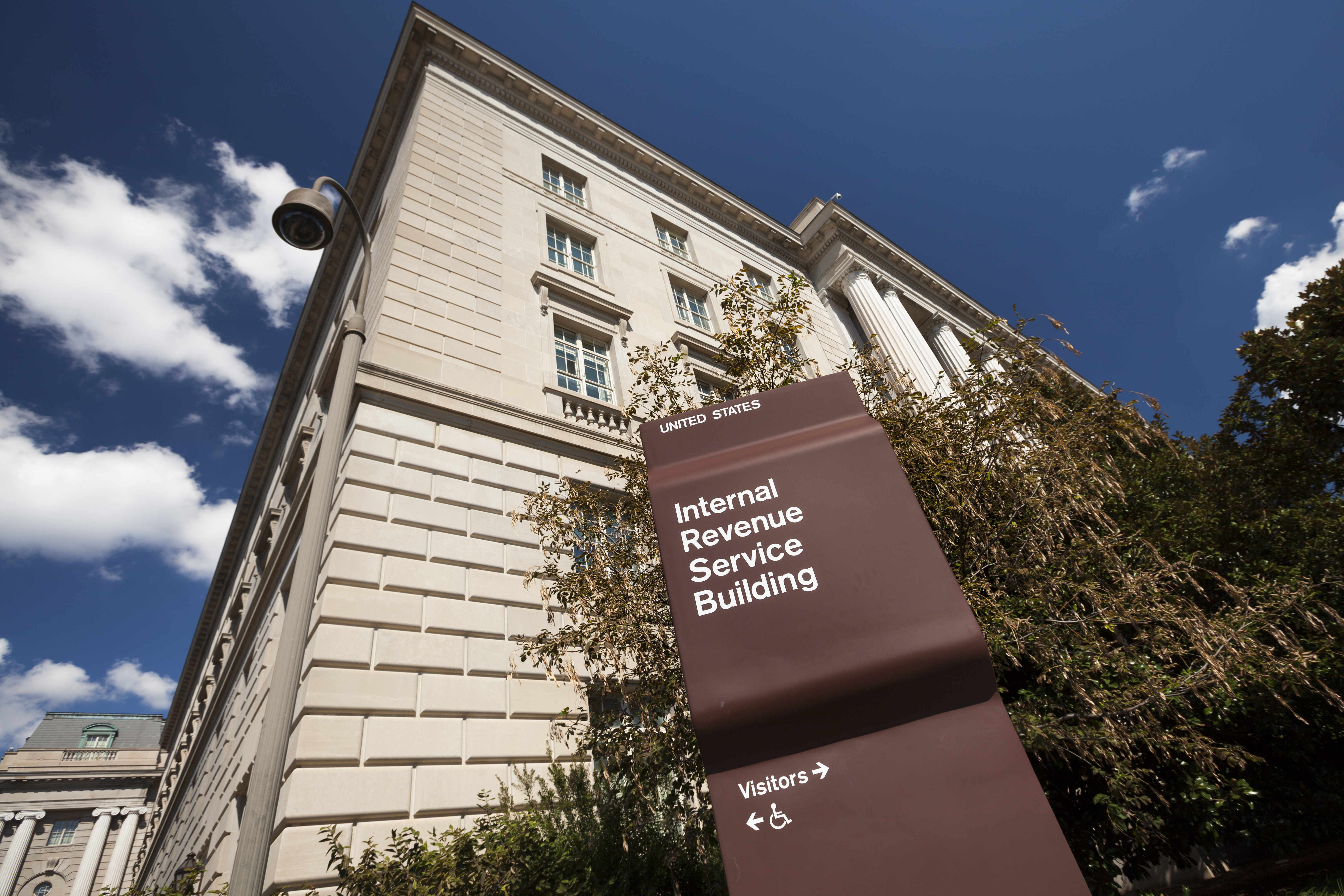 IRS Issues Advice To Millions Ahead of Tax Deadline