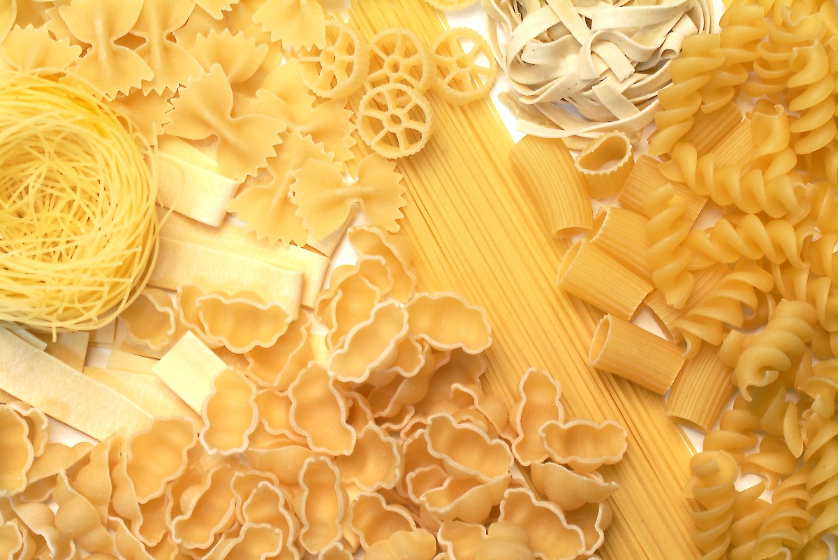 Man Notices &lsquo;Fundamental Problem&rsquo; Cooking Pasta&mdash;What He Finds Out Shocks