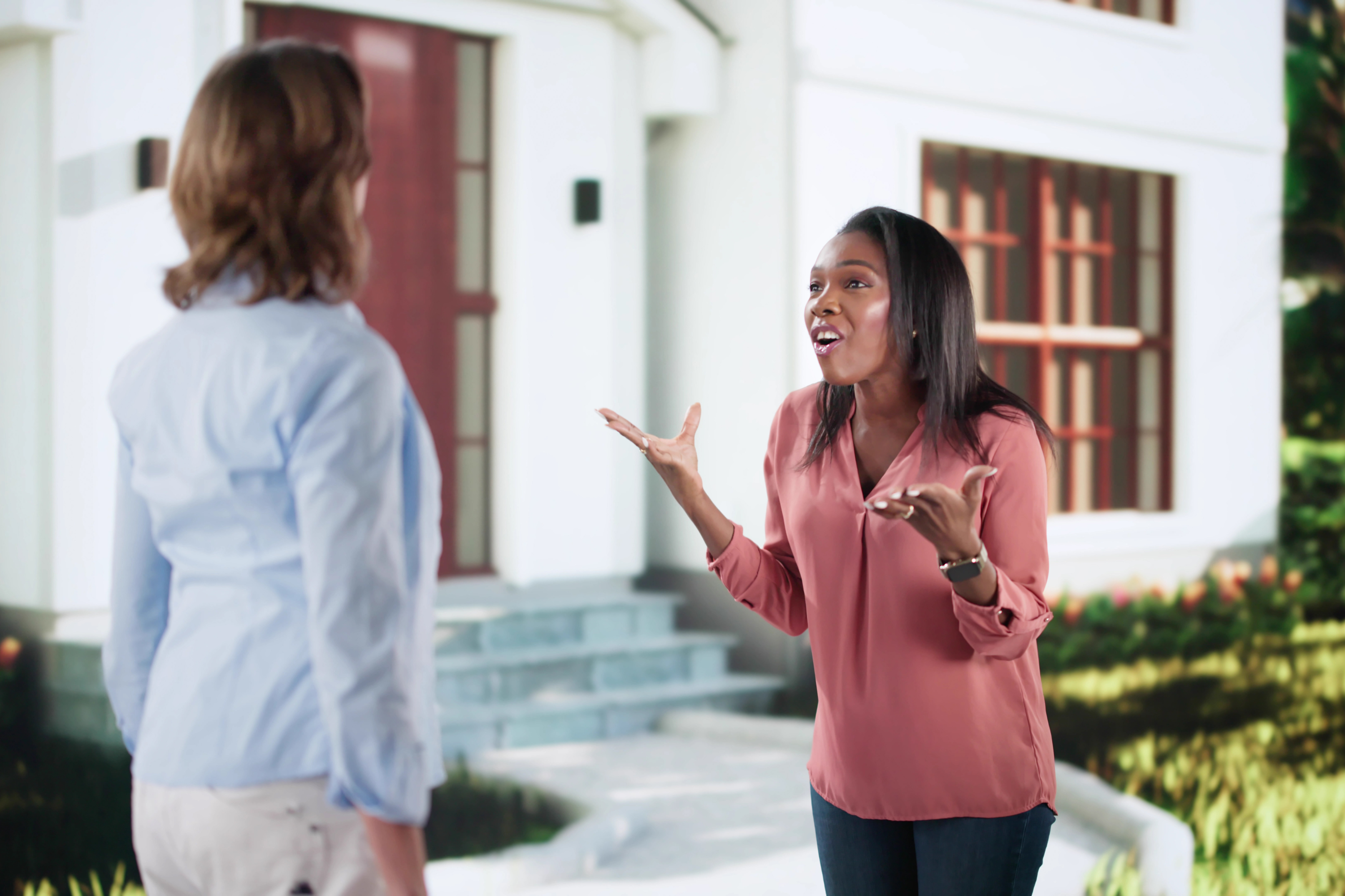 Mom Bans Neighbors' Daughter From Her Home Then Internet Hears the Reason