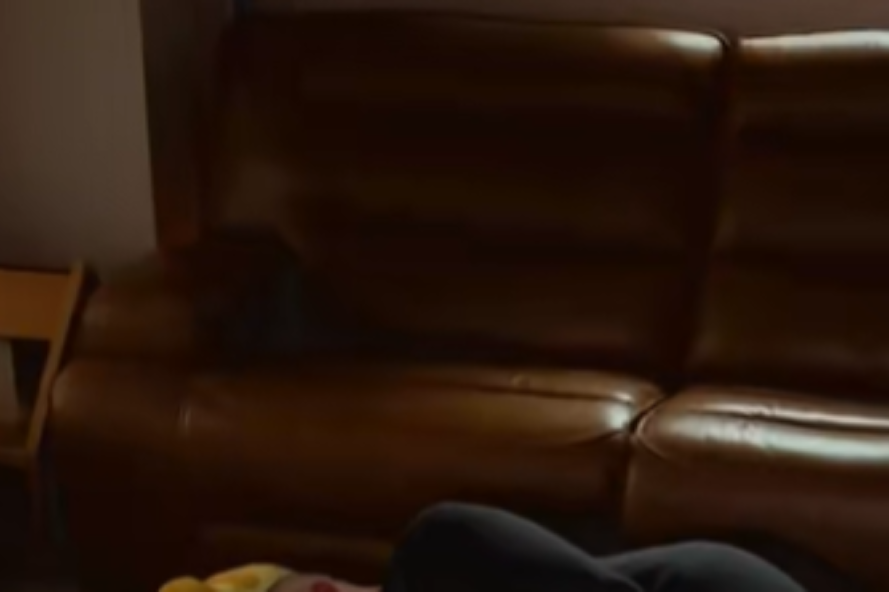 Mom Wakes Up Without Husband, Can't Cope With What She Finds Downstairs