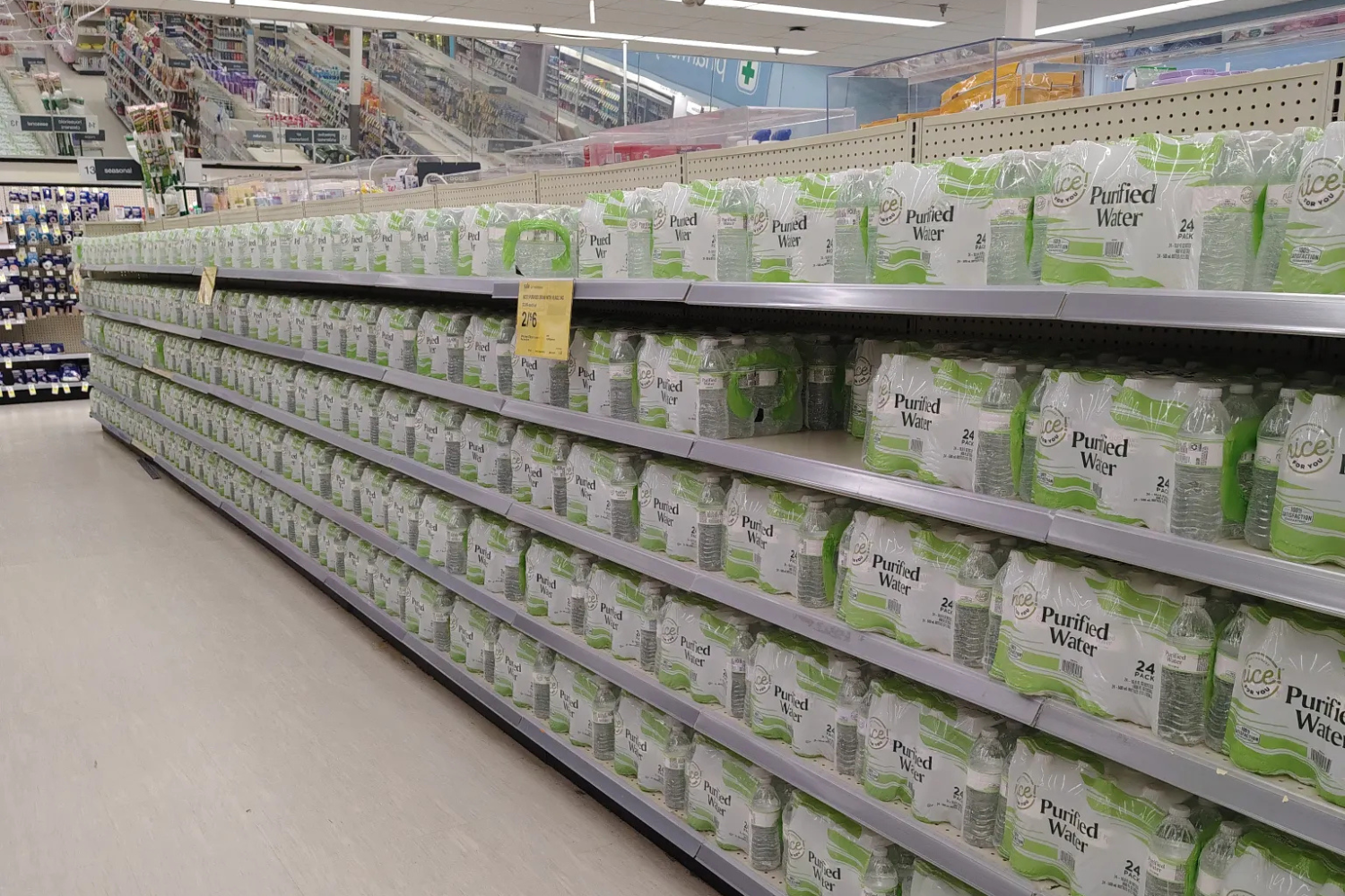 Woman Grocery-Shopping in Minnesota Stunned by What She Finds on Shelves