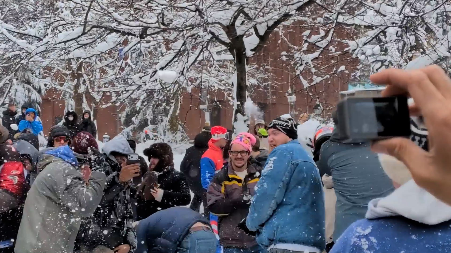 Snowball Fight Erupts In New York Amid Major Winter Storm - Newsweek