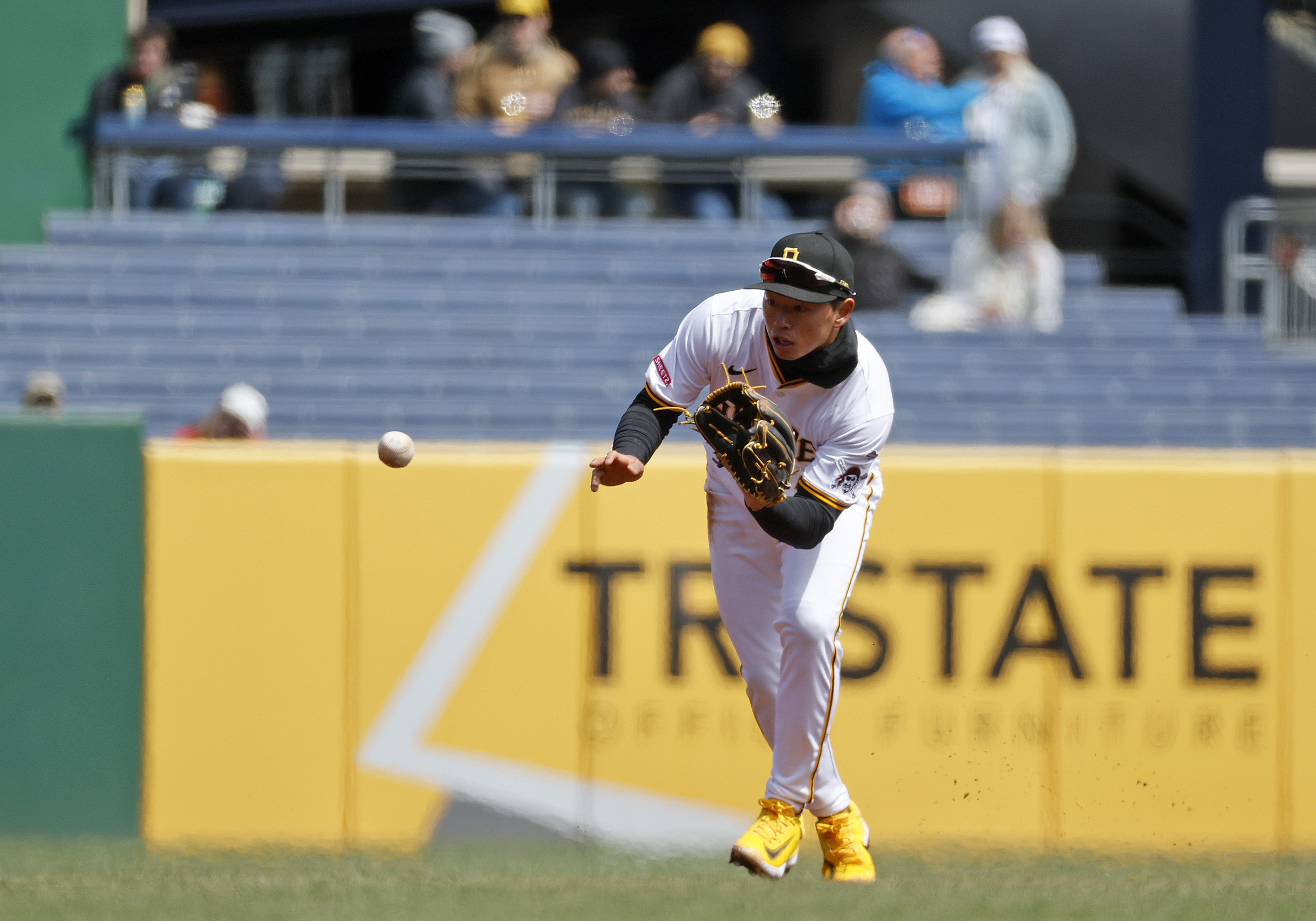 Red Sox Add Former Top 10 Prospect Infielder Before Spring Training Opens
