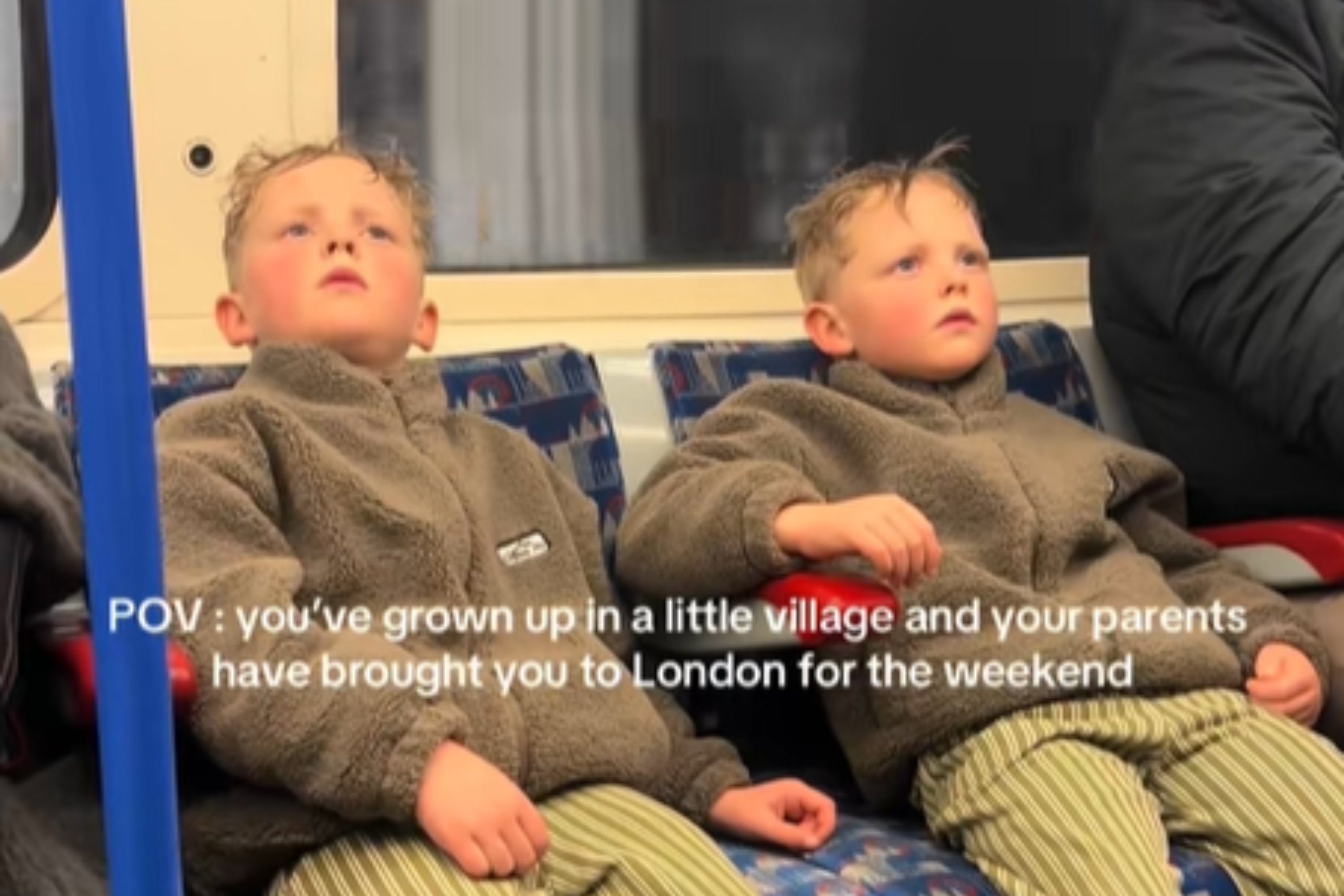 Twins From Rural Area Visit City, Not Prepared for What They See