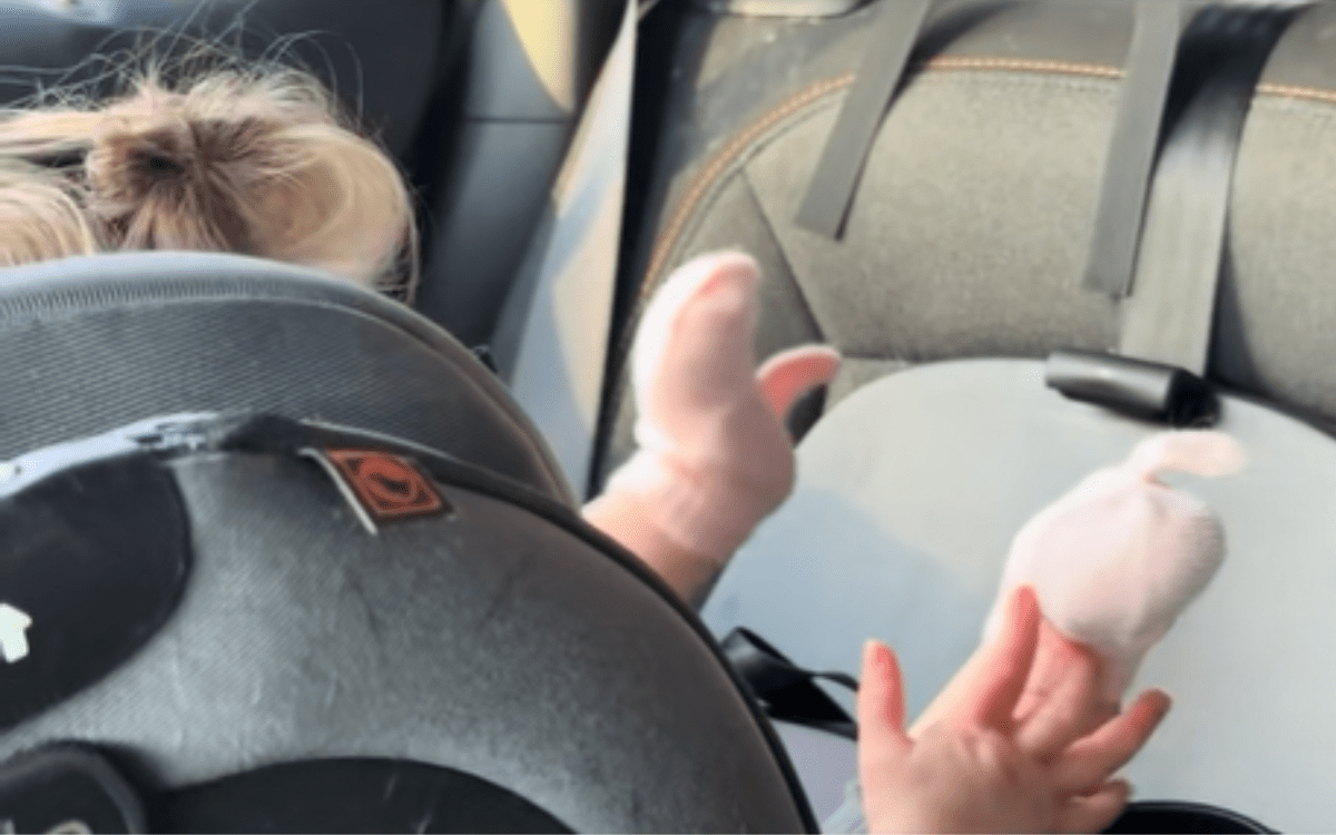 Mom working night shift left husband to dress baby, laughter at results