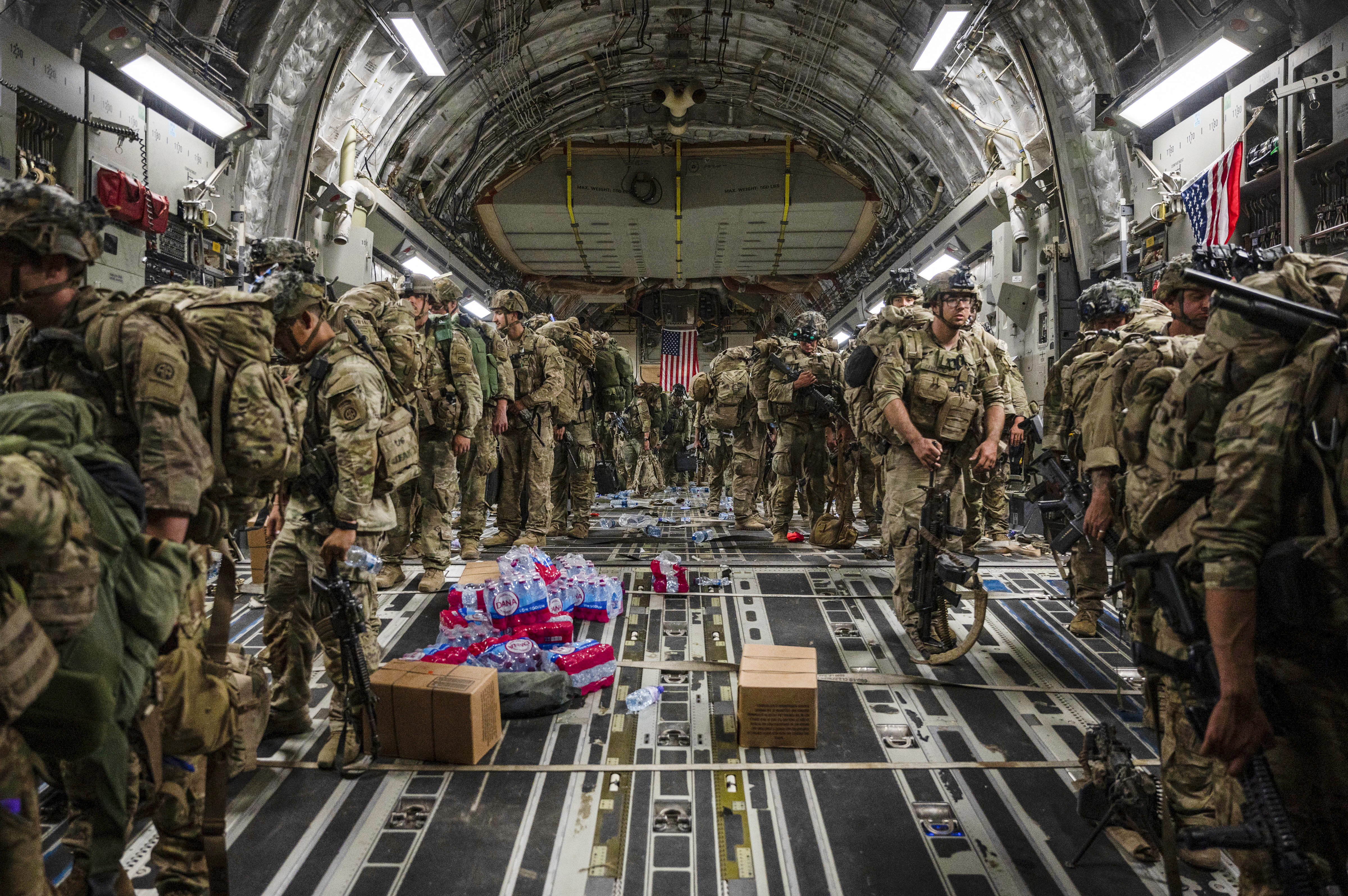 US to Deploy About 1,000 82nd Airborne Troops to Middle East
