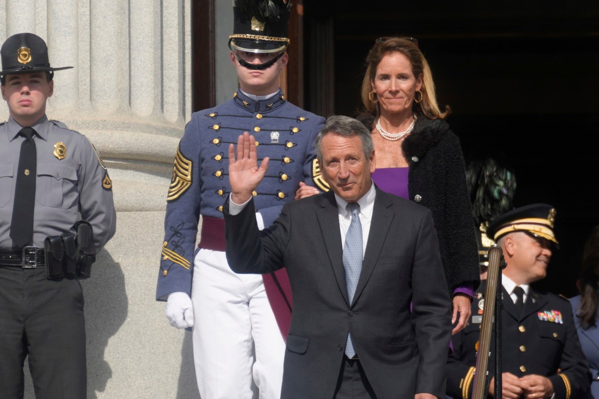 Republican Derailed by Affair Seeks Return to Congress