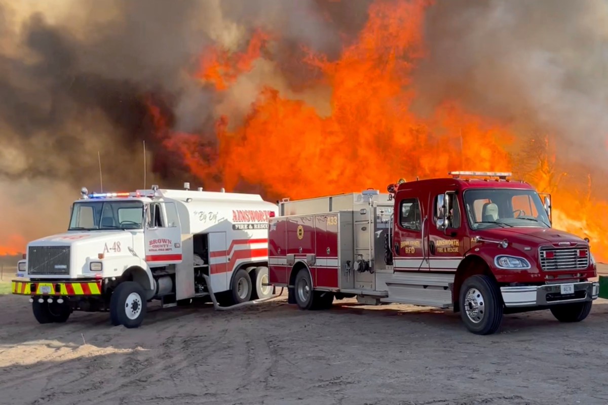 Immediate evacuation order issued as fast-moving fire erupts