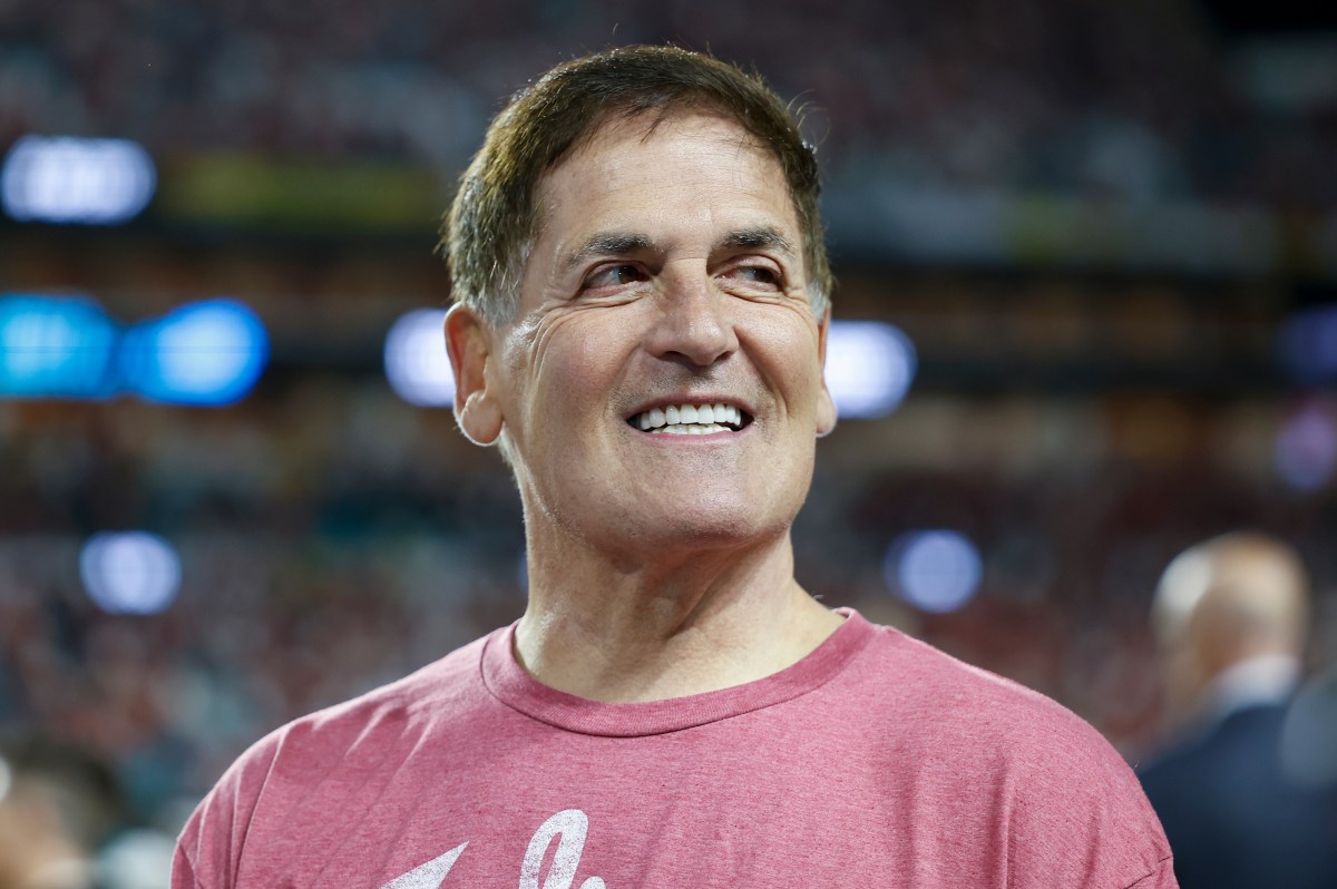 Billionaire Mark Cuban Predicts End of 40-Hour Work Week