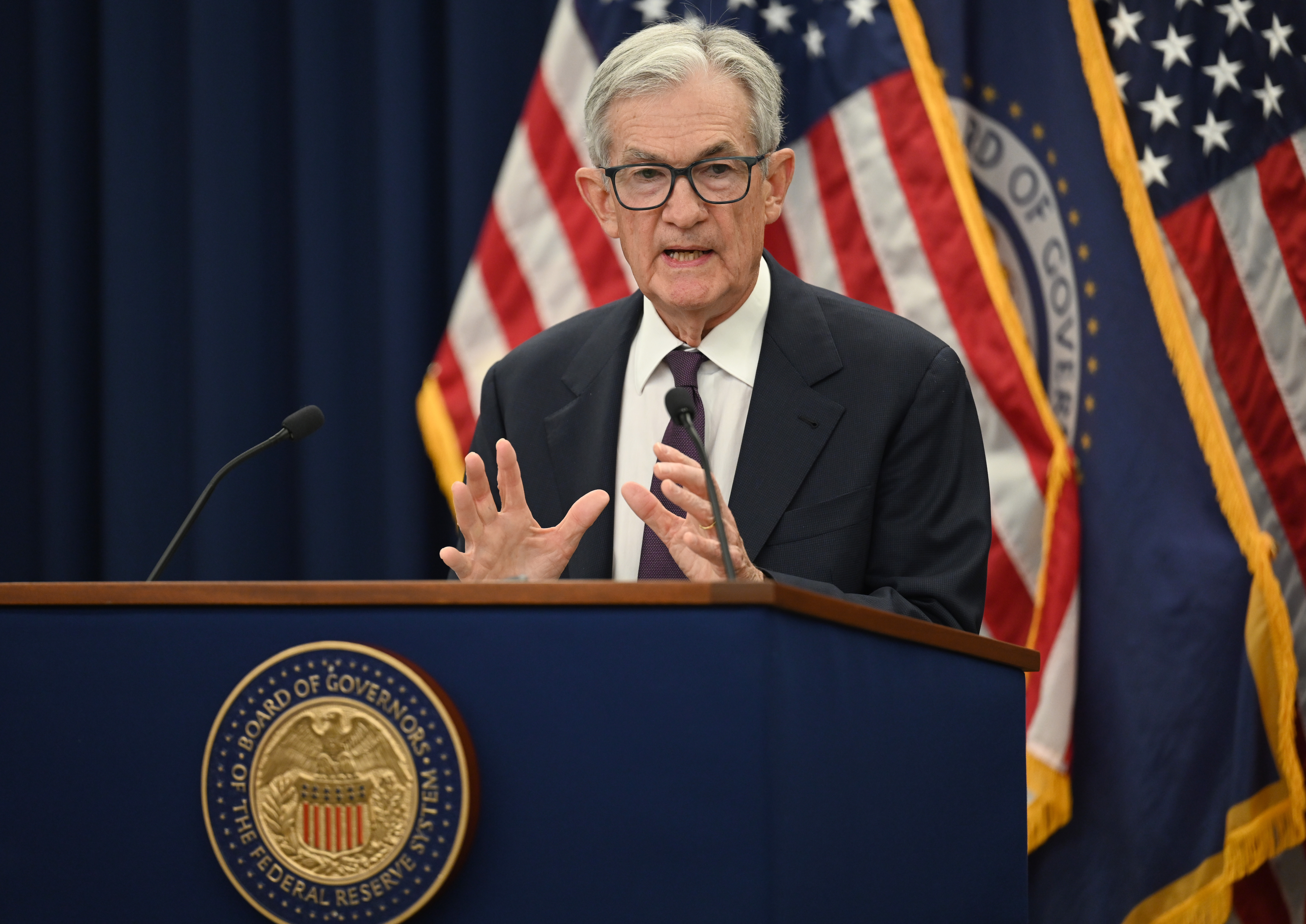 Fed Warns Iran War Could Push Inflation Higher, Still Signals 2026 Rate Cut