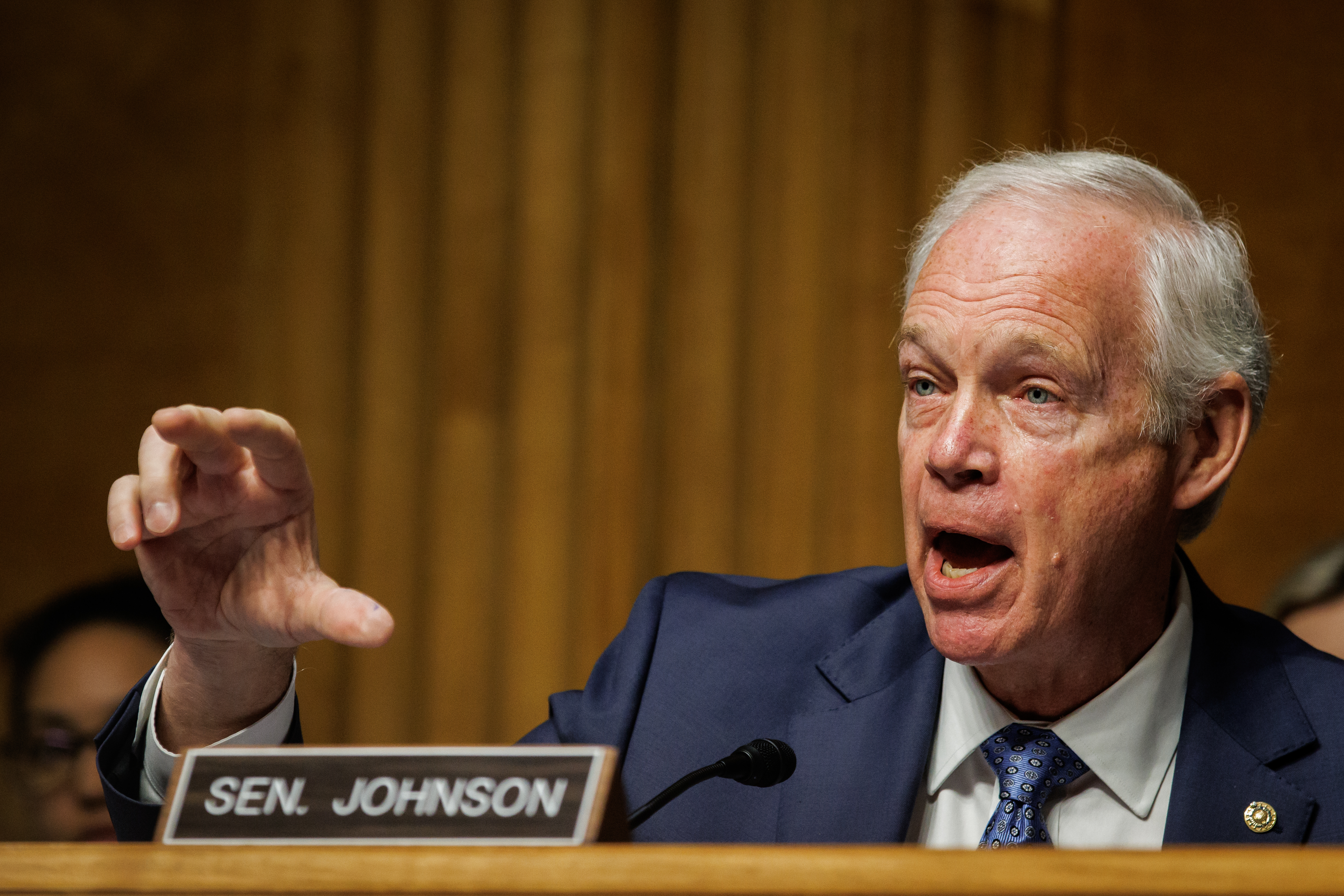 Republican Launches Investigation Into Trump Admin FDA Denials