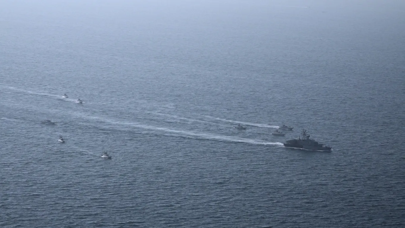 Iran War Latest: Mine Fears Grow as Strait of Hormuz Tanker Traffic ...