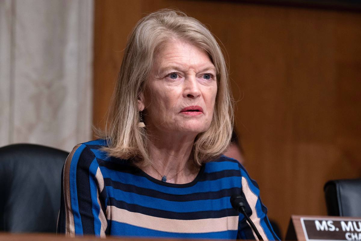 GOP Senator Rebukes Donald Trump& 039;s & 039;Learning Disabilities& 039; Remark