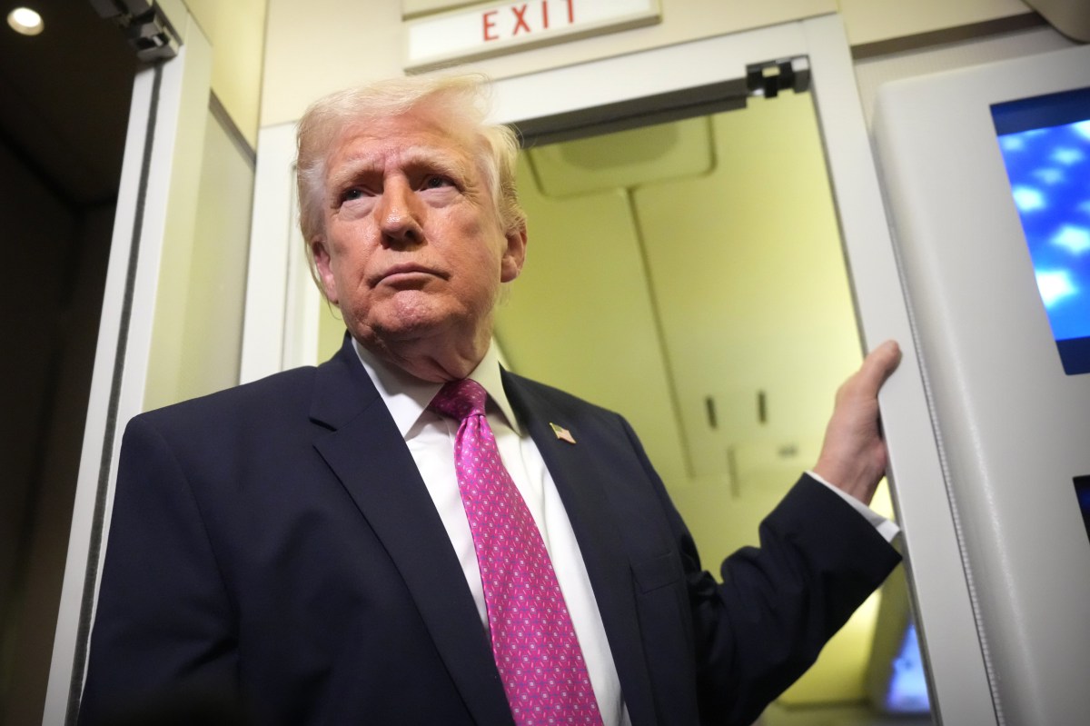 Donald Trump reacts to report Kristi Noem's husband cross-dresses