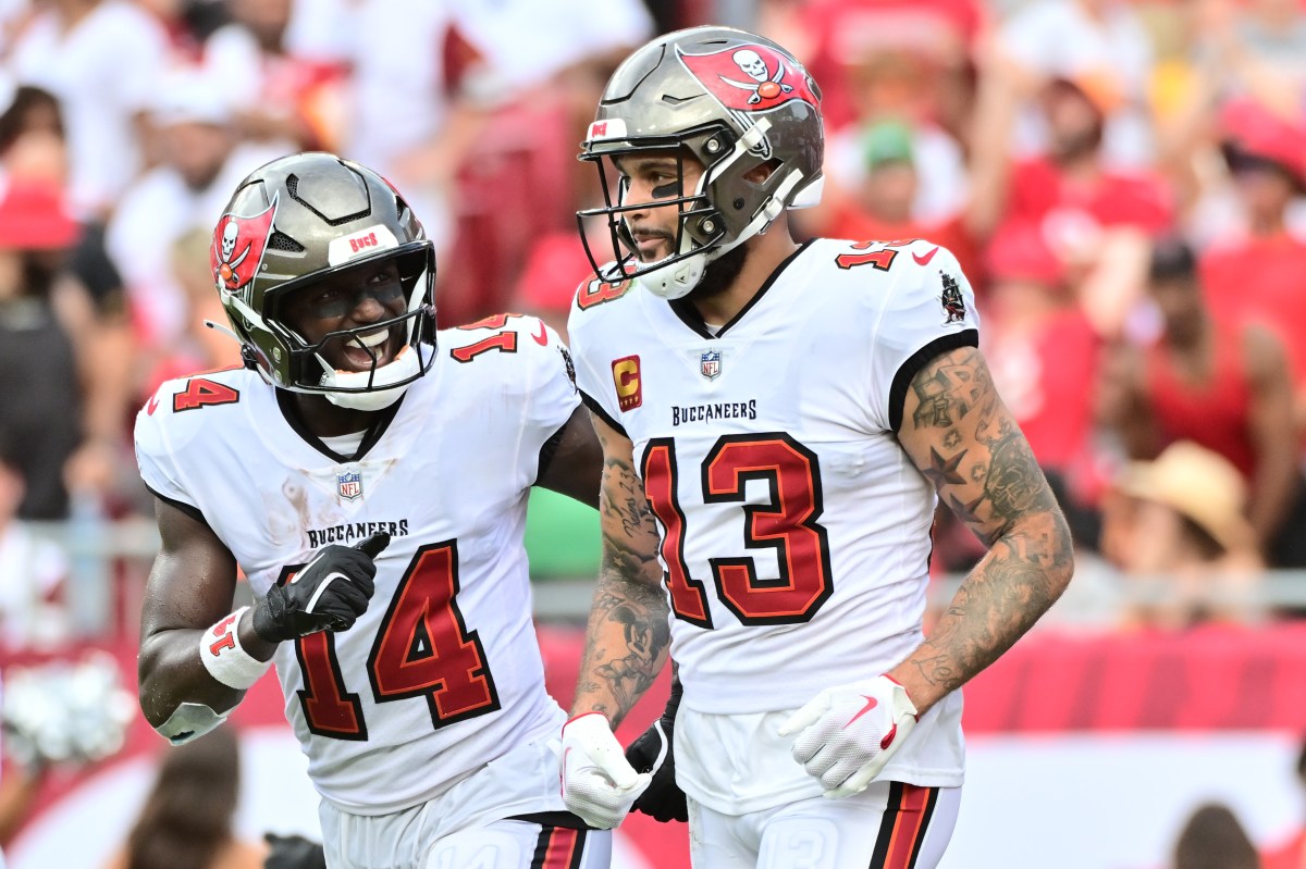 Buccaneers WR Chris Godwin reacts to Mike Evans departure