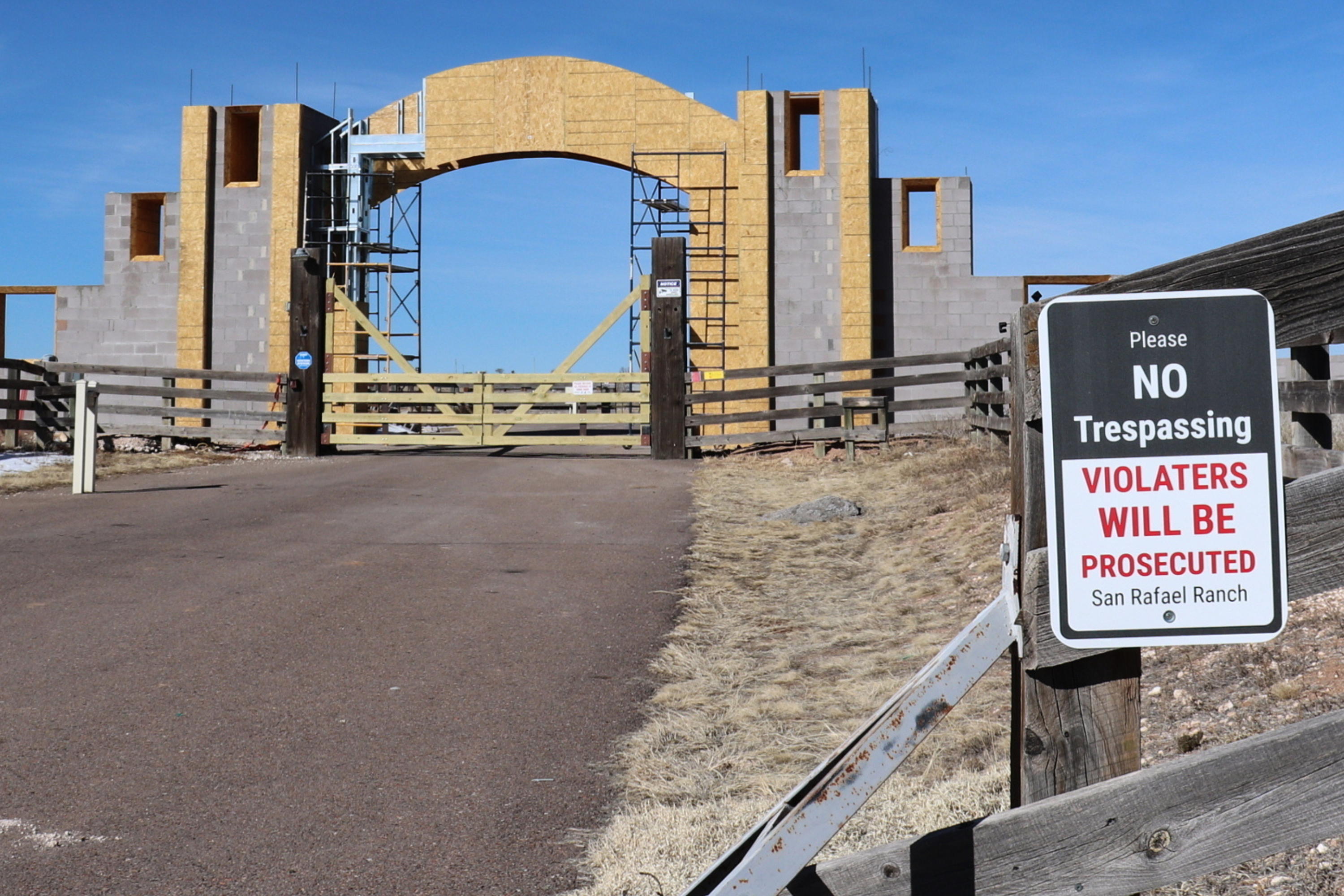 Zorro Ranch Update: Fears Evidence ‘Compromised’ at Epstein’s Former Estate