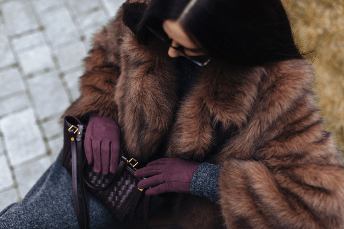 Vegan woman gets inheritance—faces ethical dilemma: 'what should i do?'