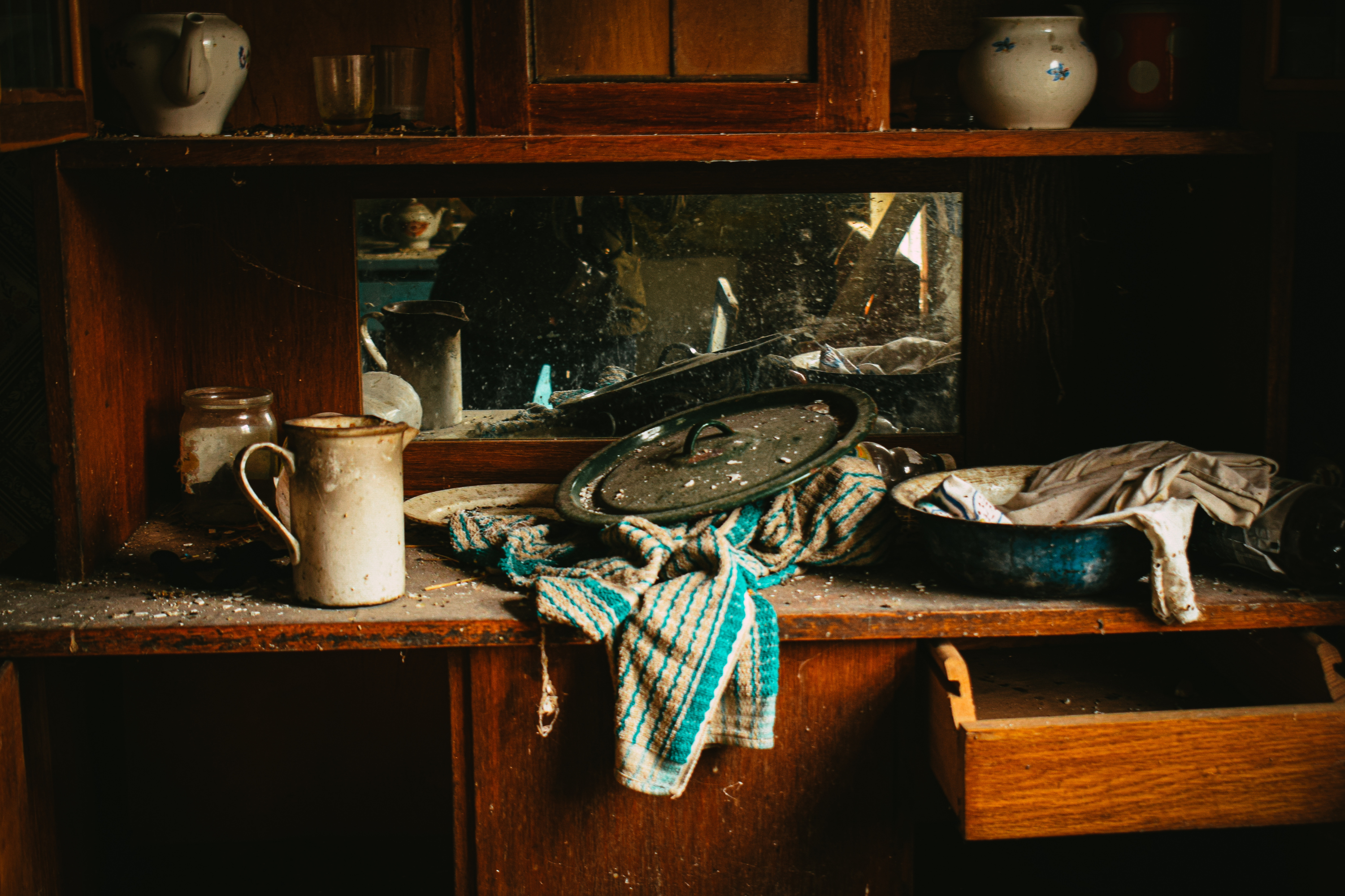 Dad Dies, Son Goes Through His Stuff—Can’t Believe What He Finds: ‘Jackpot’