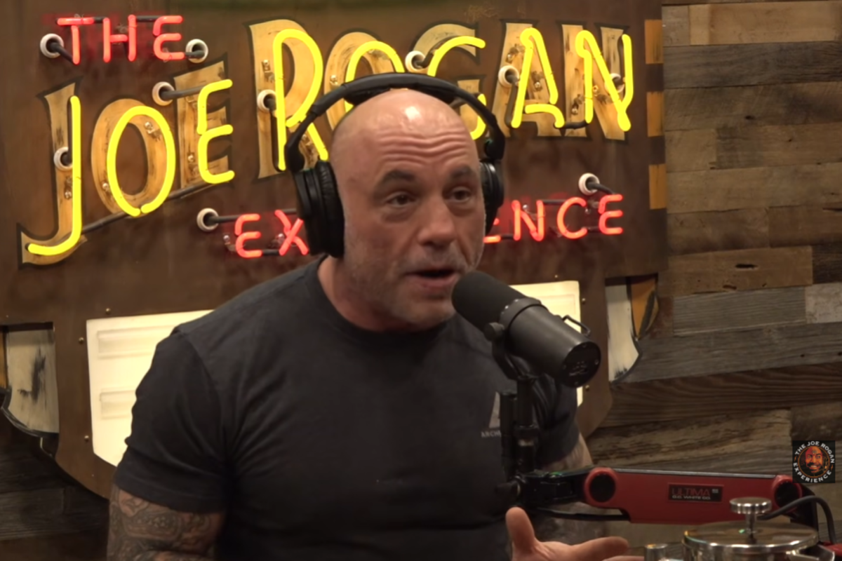 Joe Rogan calls out MAGA: "unintelligent people"