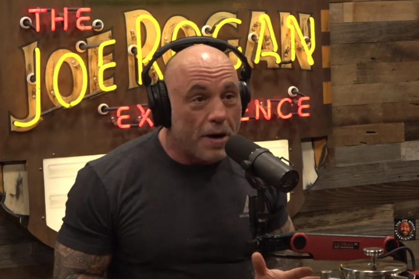 Joe Rogan Out Cold Joe Rogan Calls Out MAGA: ‘Unintelligent People’ - Newsweek