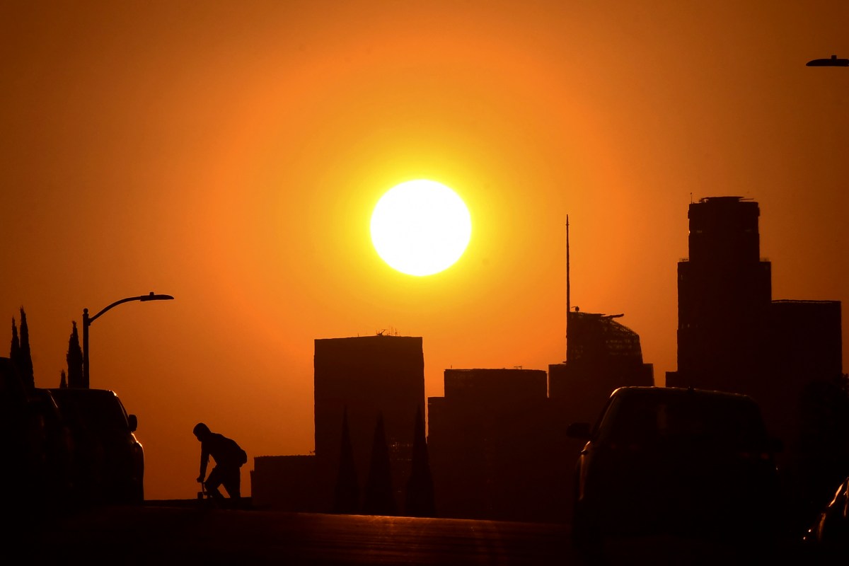 Millions told to stay out of sun in California