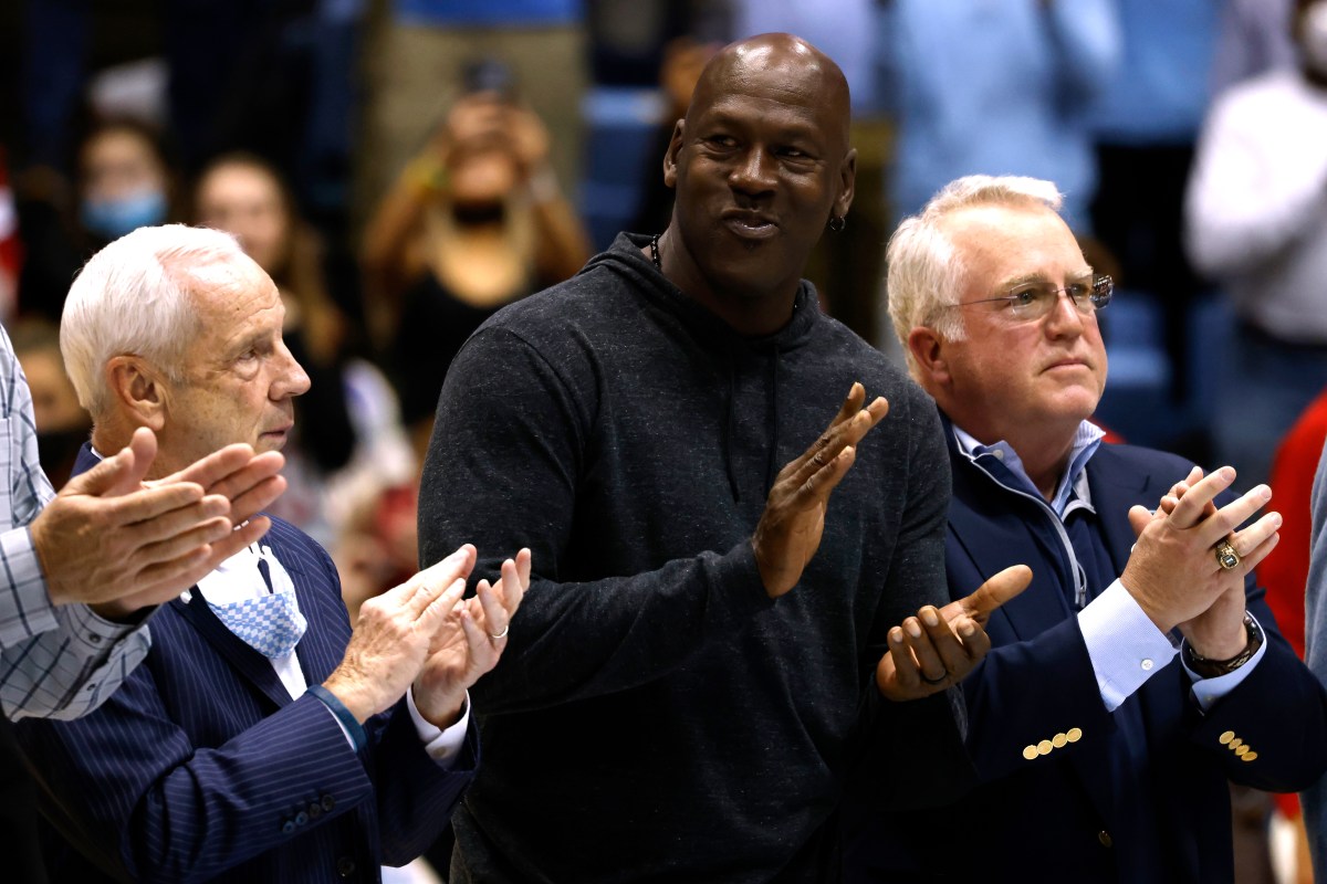 Michael Jordan Said to Be Recruiting Final Four Coach to UNC: Report