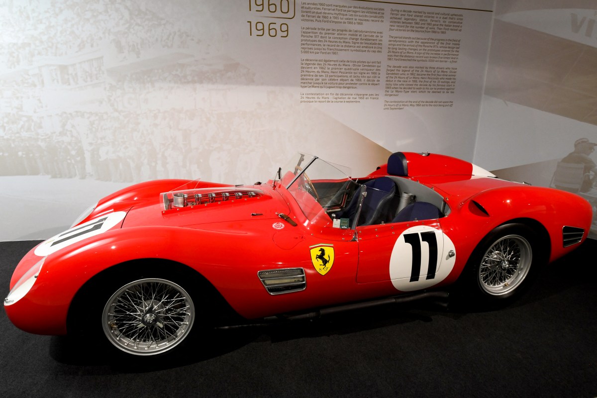 Piloto de F1 ganha prêmio em dinheiro da Ferrari 250 Testa Rossa de € 40 milhões após casamento secreto