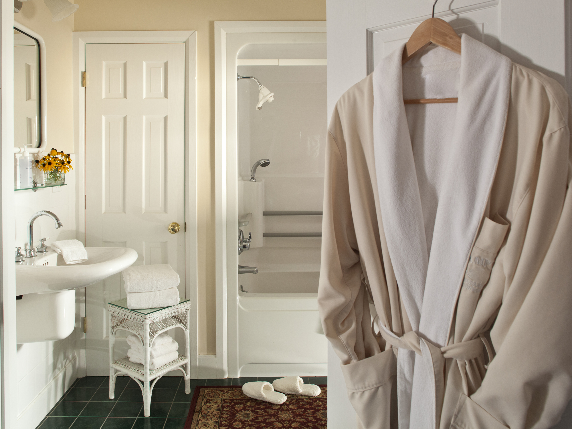 Man Scores Costco Deal He ‘Couldn’t Walk Away From’—Why it Keeps Selling Out