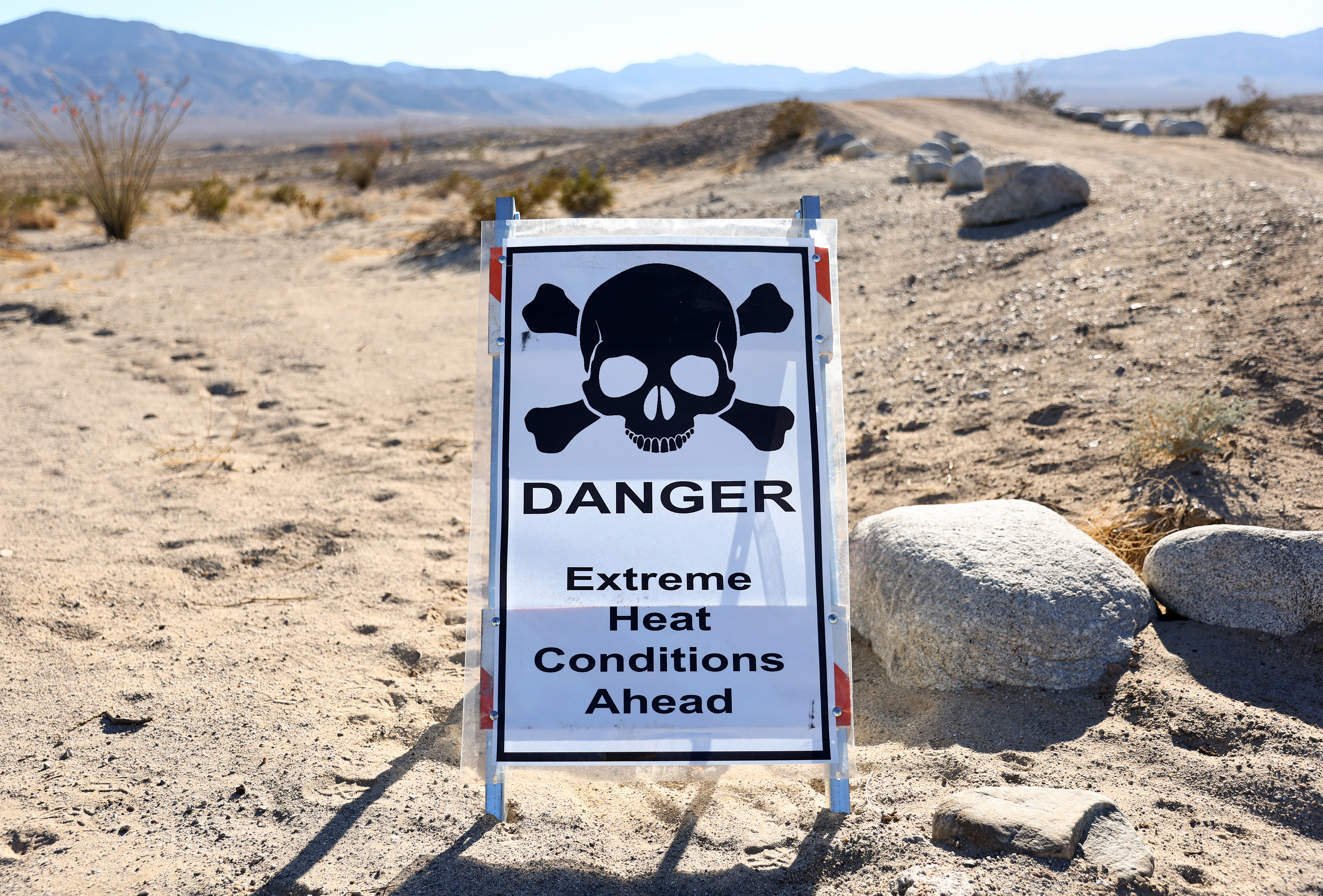 Spring Arrives With Record-Breaking Heat and Warnings to Stay Indoors