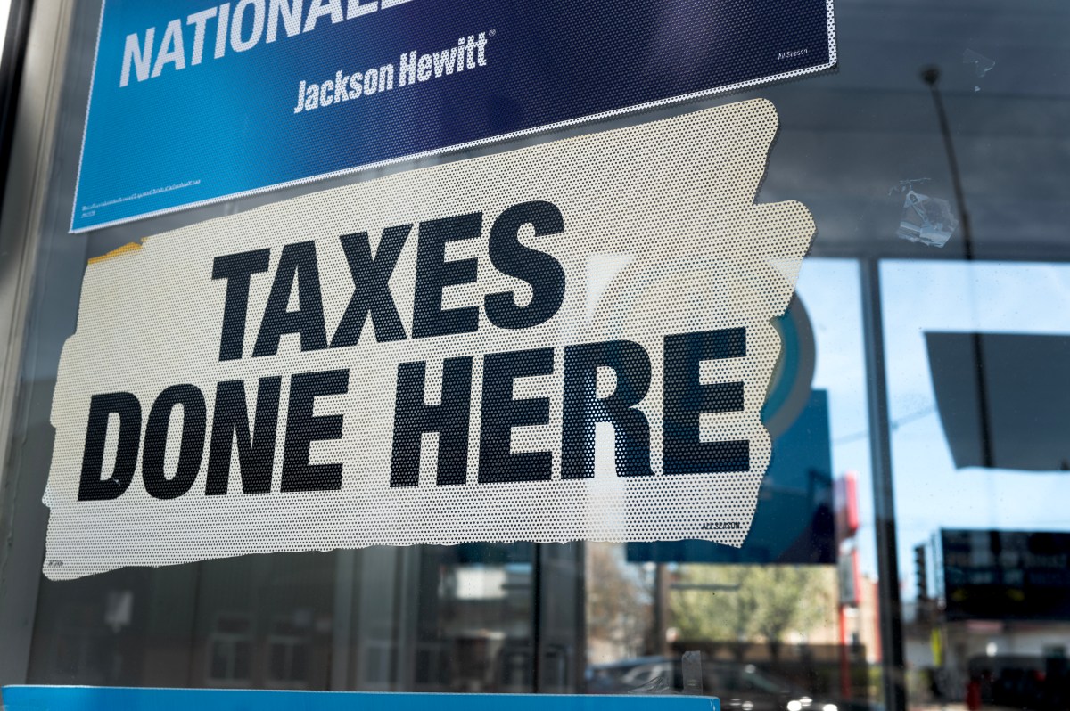 Is unemployment taxable? 16 states that don't tax benefit