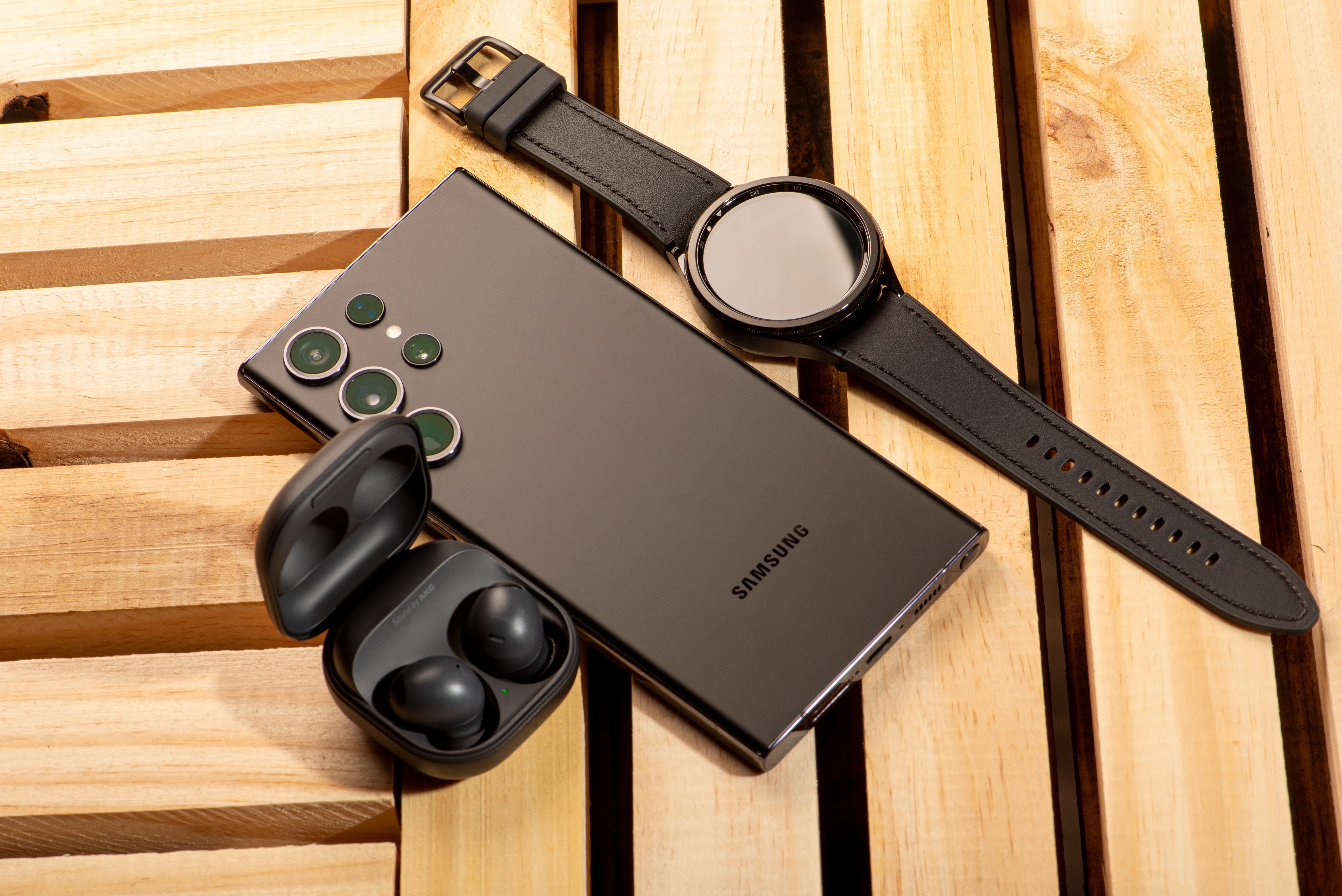 Qualcomm Unveils Snapdragon Elite Chip Bringing AI to Wearables