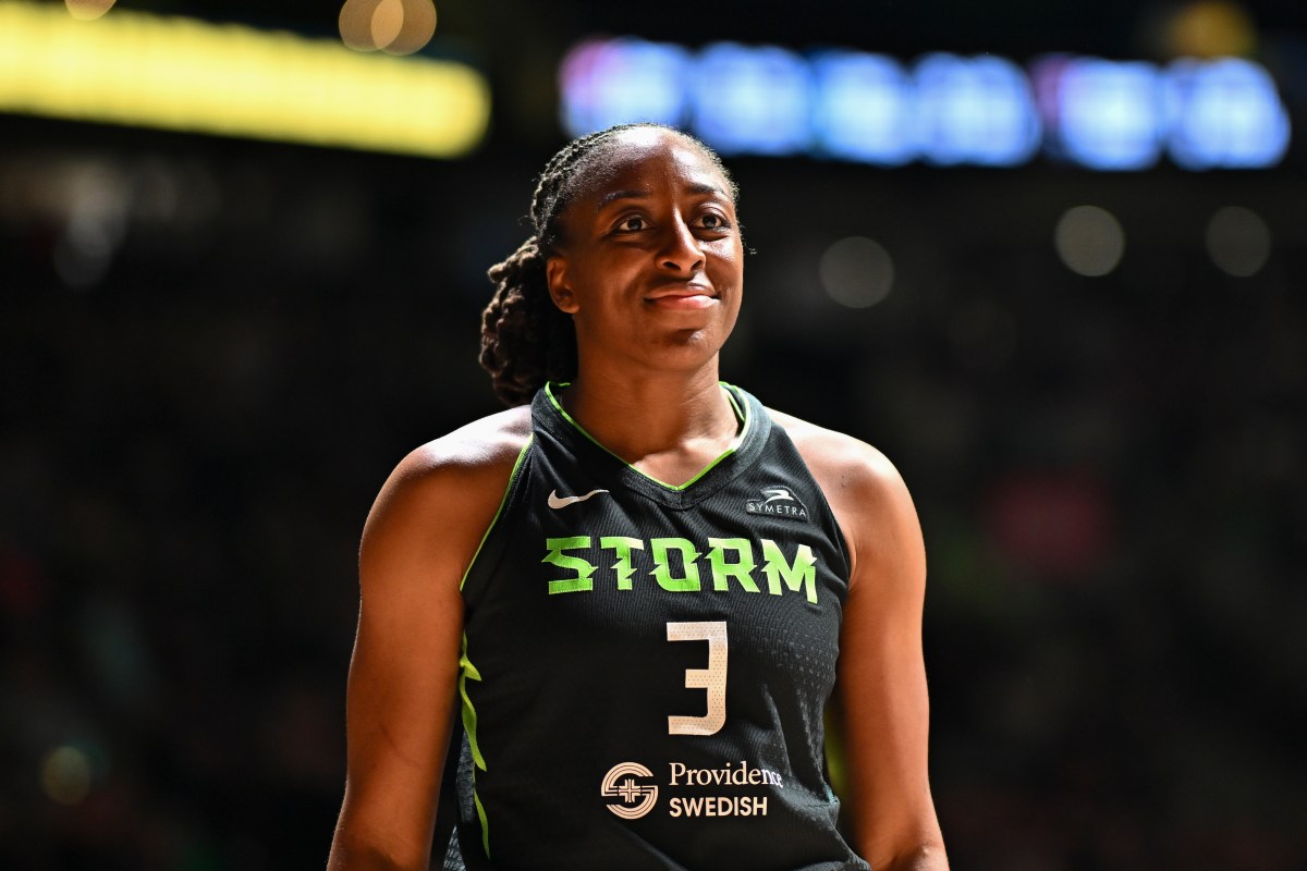 Nneka Ogwumike Weighs in on Lynx Rumors With Famed & 039;Euphoria&rsquo; Clip