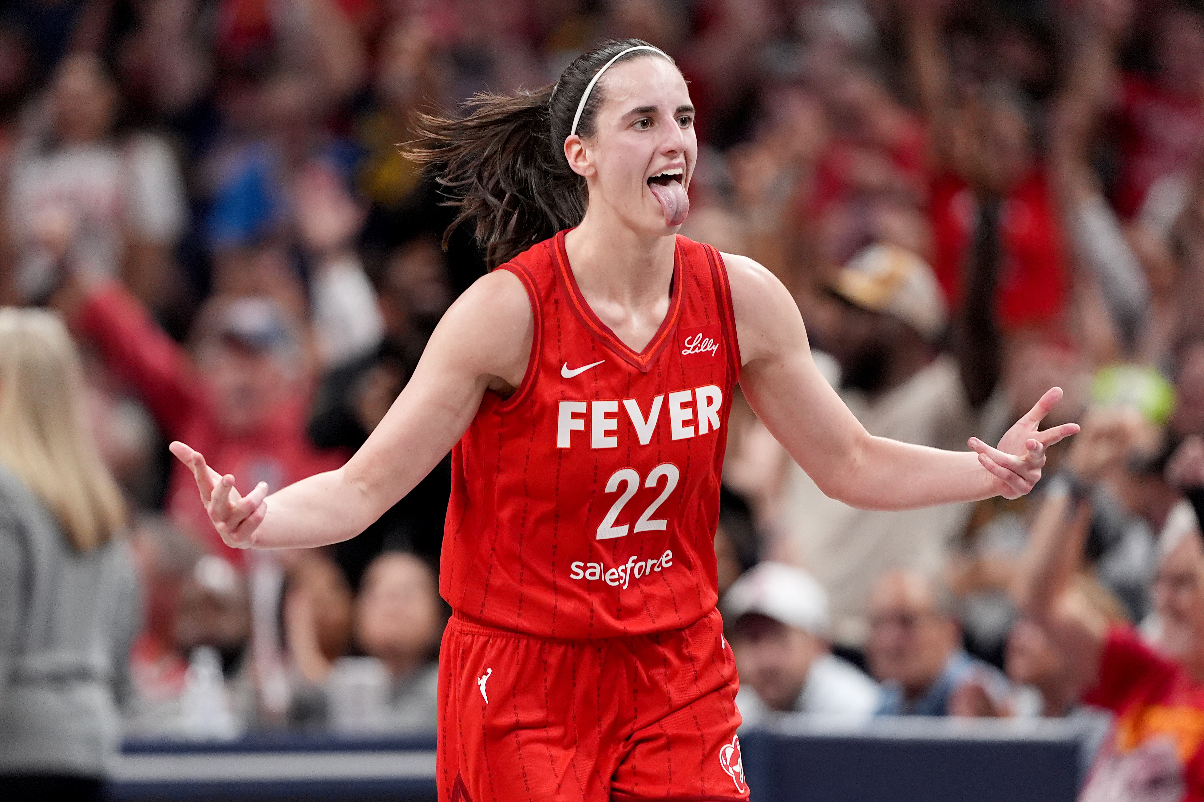 Caitlin Clark Drills Deep 3-Pointer to Announce Her Return From Injury