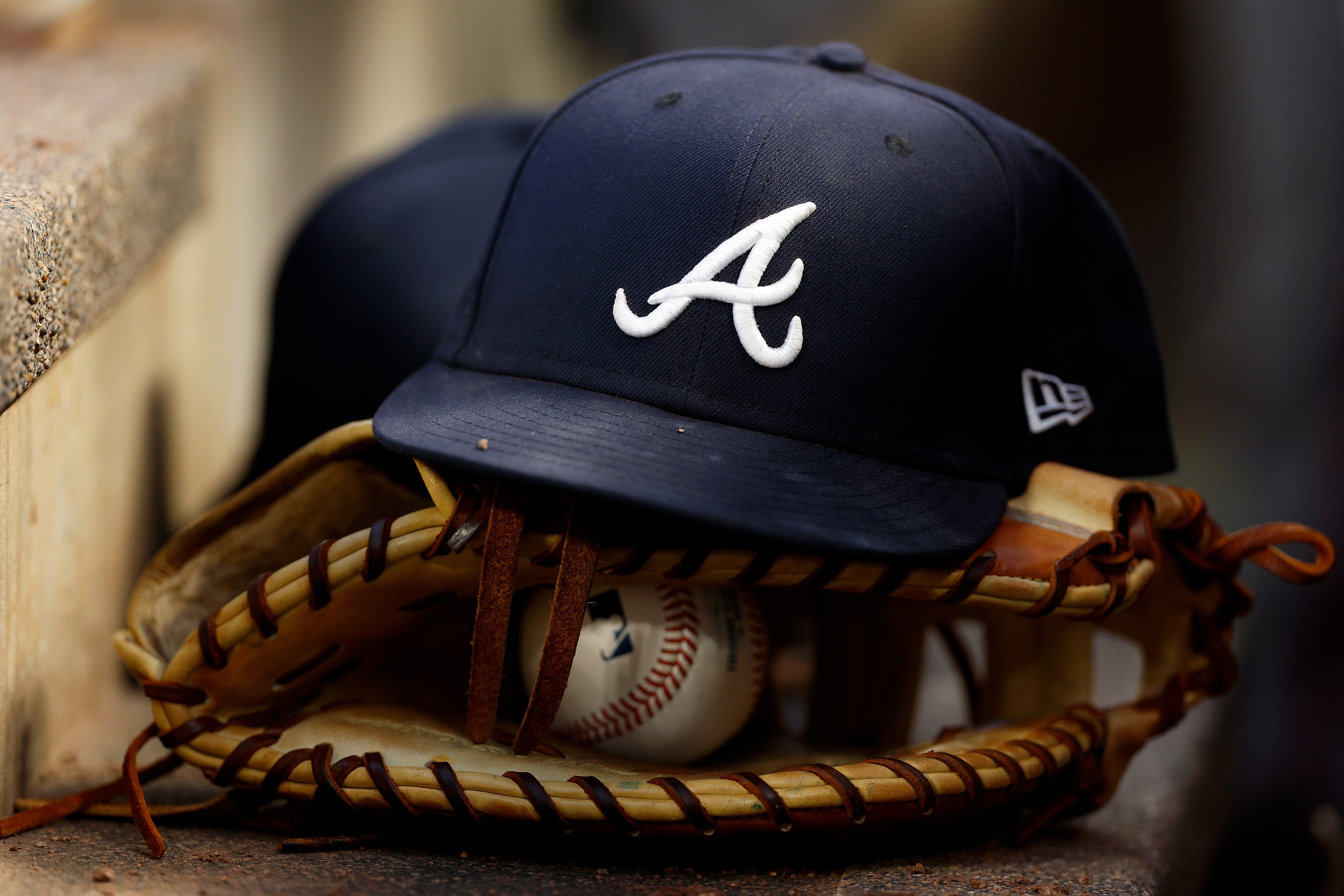 Former Braves Prospect, 2-Sport Star, Dies at 49 After Cancer Battle