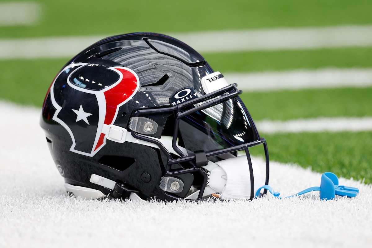 Key Texans Defender Suffers Serious Injury Lifting Weights