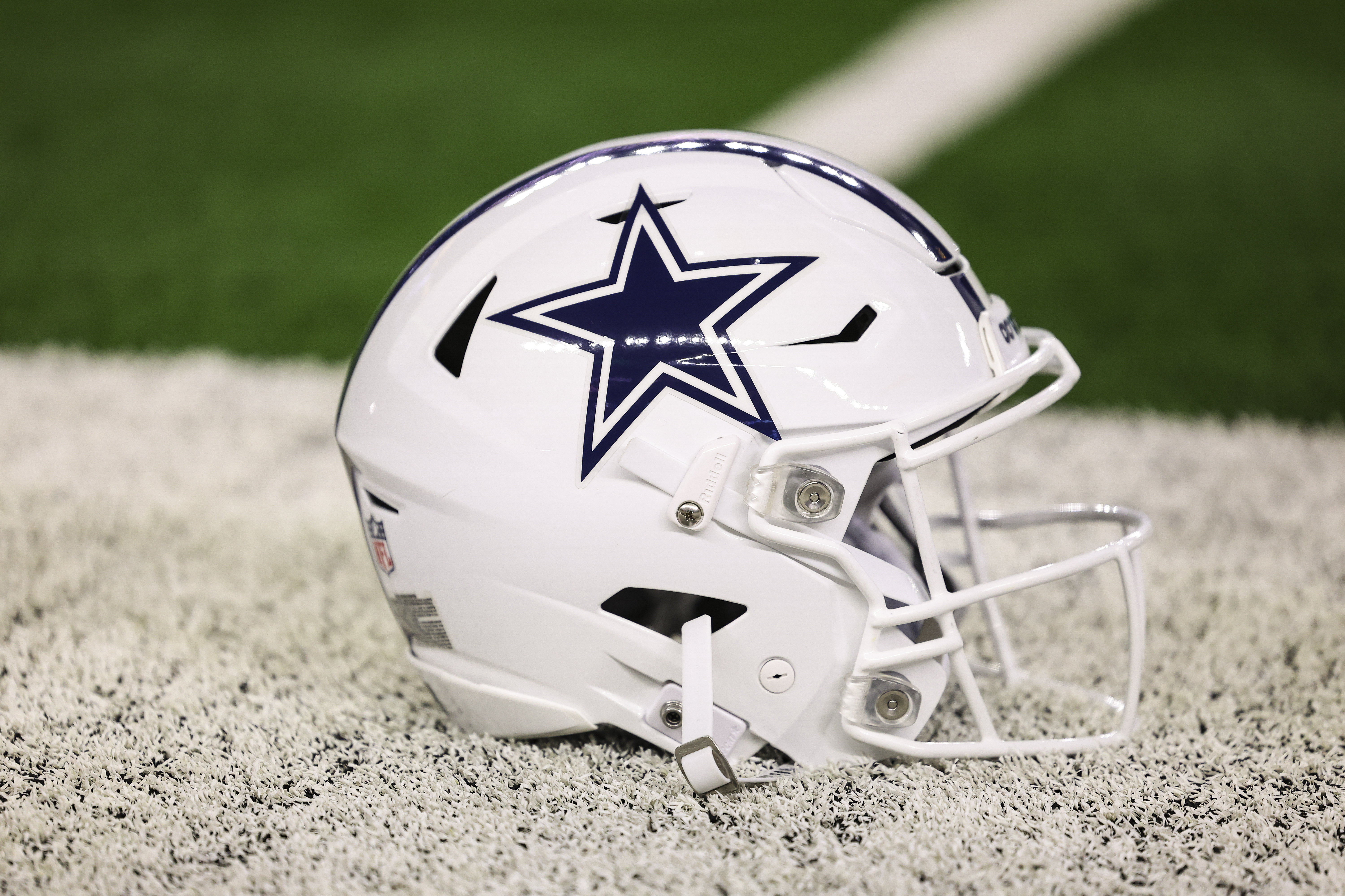 Cowboys Linked to Move for Rising NFC Star to Fill Major Need
