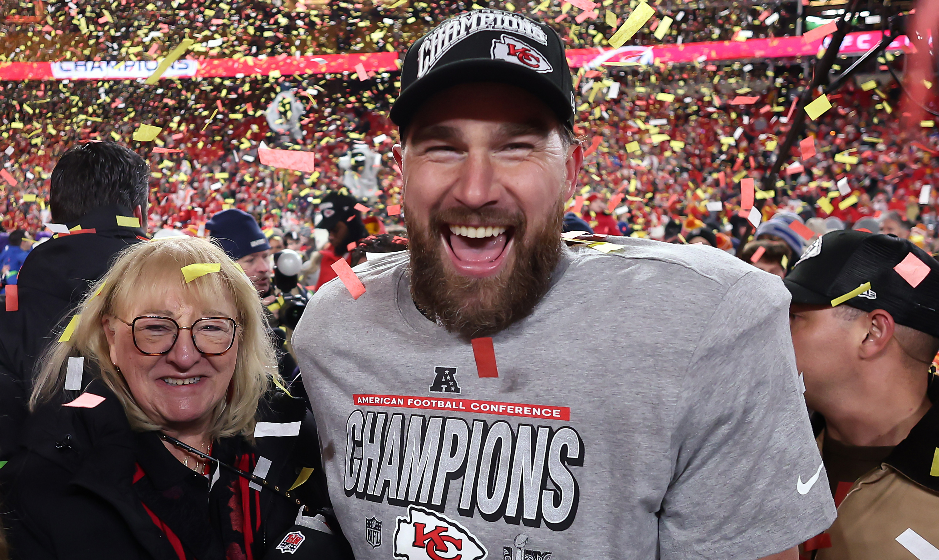 Chiefs Troll TMZ With Donna Kelce-Themed Travis Kelce Announcement