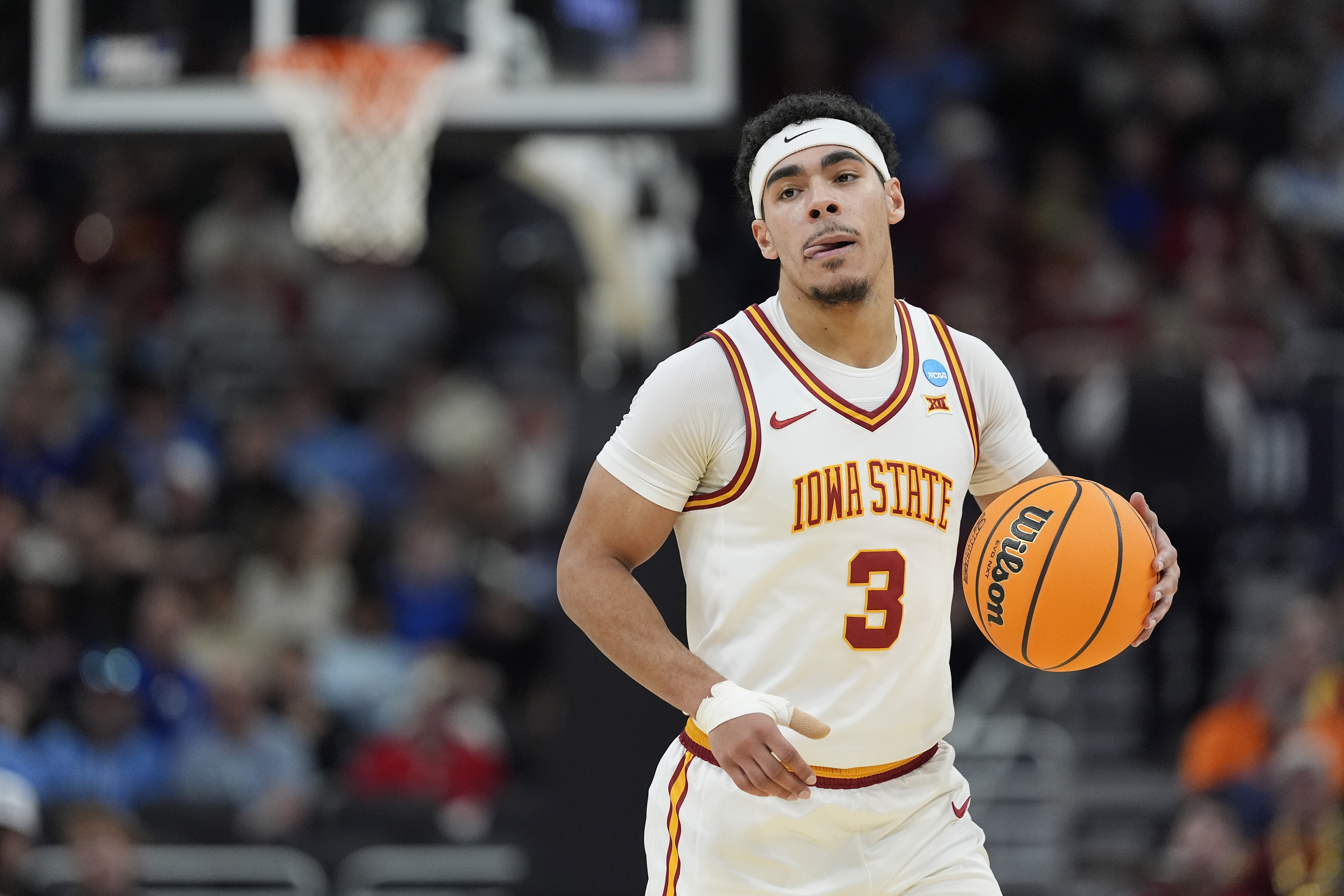 How to Watch Iowa State vs Kentucky: Live Stream NCAA Tournament for Free, TV Channel