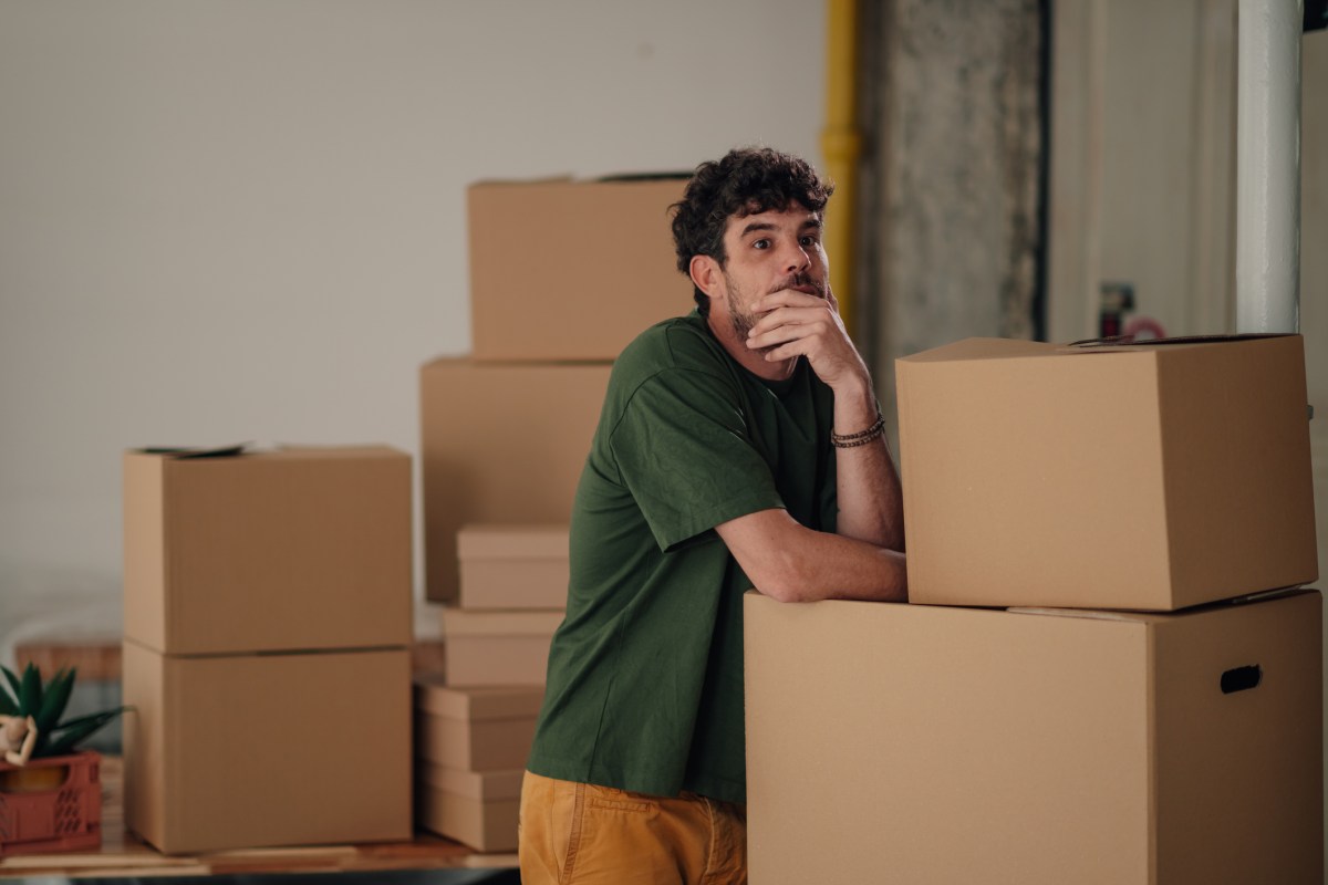 Man rents apartment—what he captures on camera "feels really wrong"