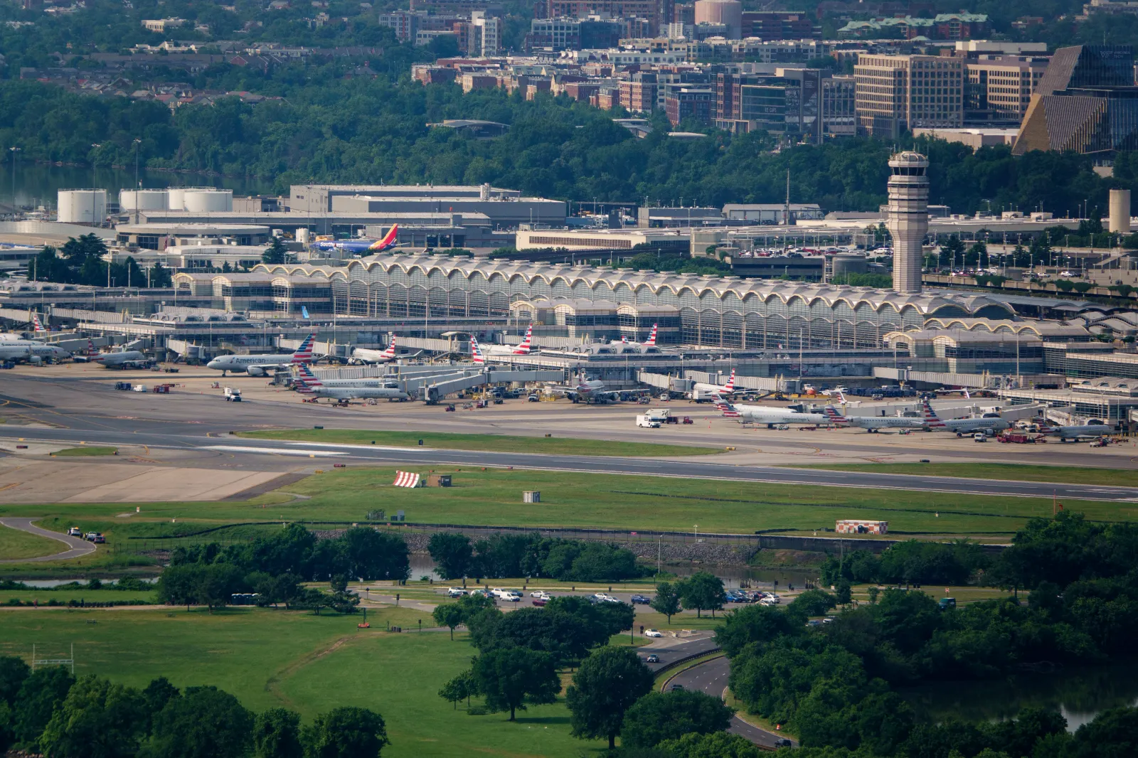 DC-area airports face ground stop: Everything we know - Newsweek