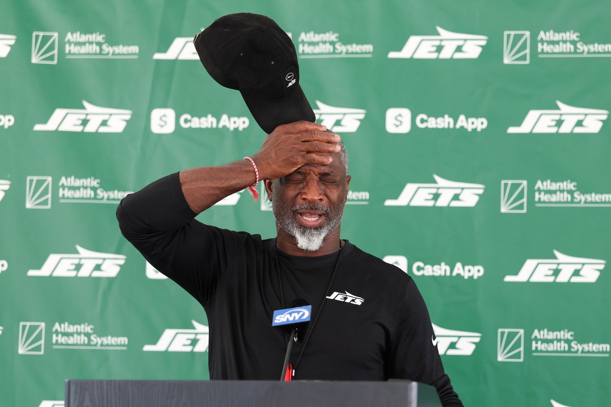 Aaron Glenn and Jets May Make Unexpected Move in NFL Draft